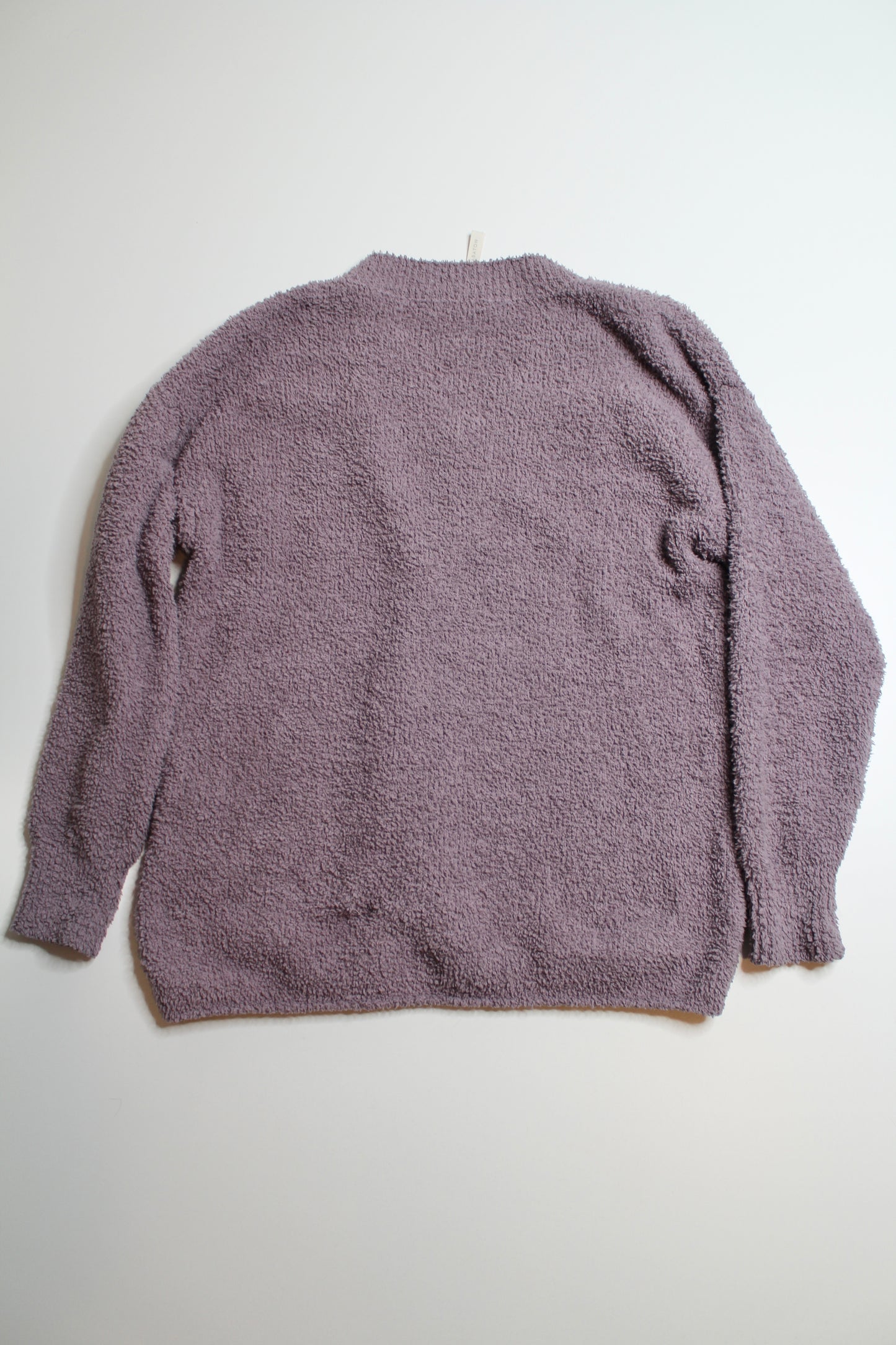 Aritzia babaton the group lavender retreat v neck fuzzy sweater, size small (relaxed fit) (price reduced: was $30)