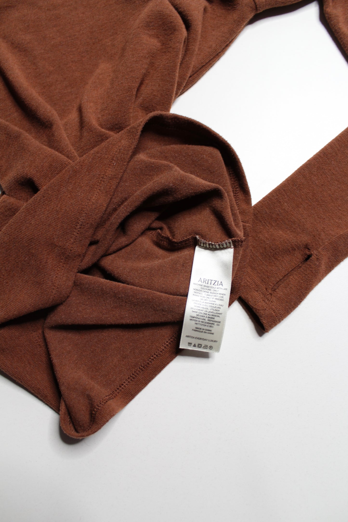 Aritzia Babaton The Group brown long sleeve, size small