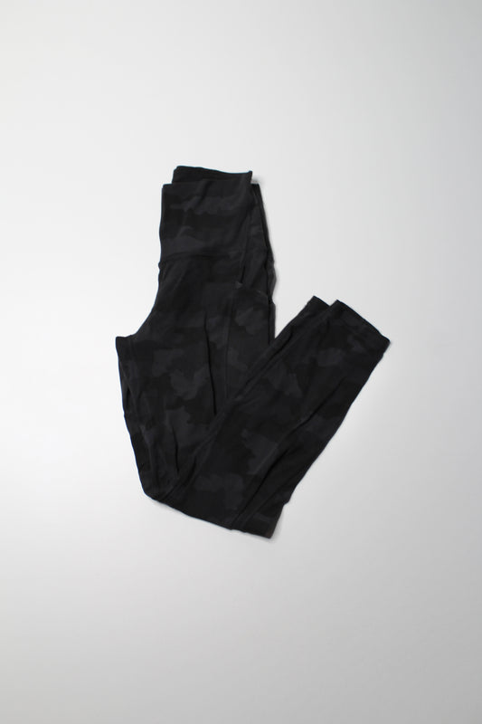 Lululemon camo ‘align’ leggings, size 6 (25”) *pockets
