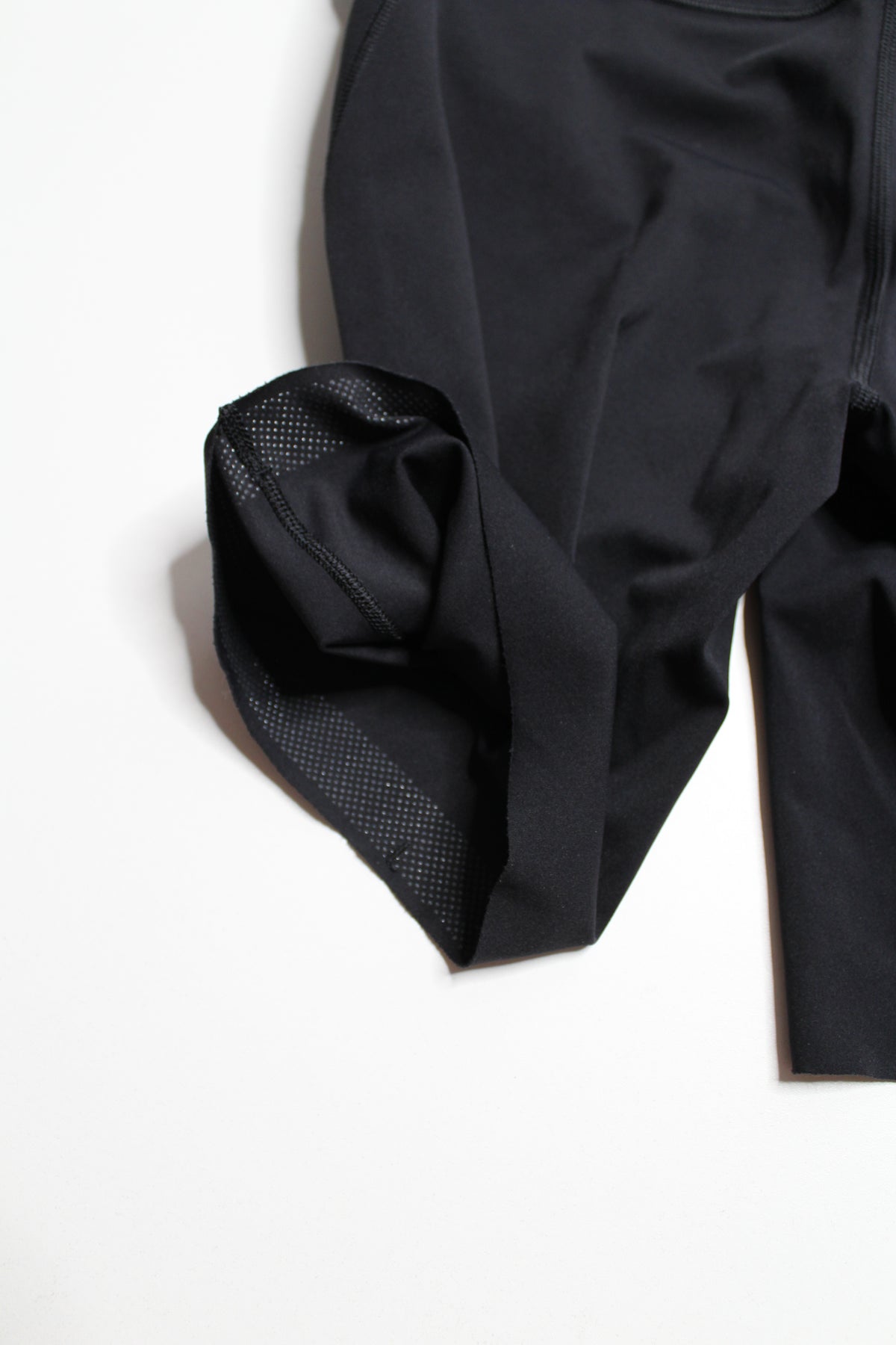 Lululemon black ‘base pace’ high rise shorts, size 8