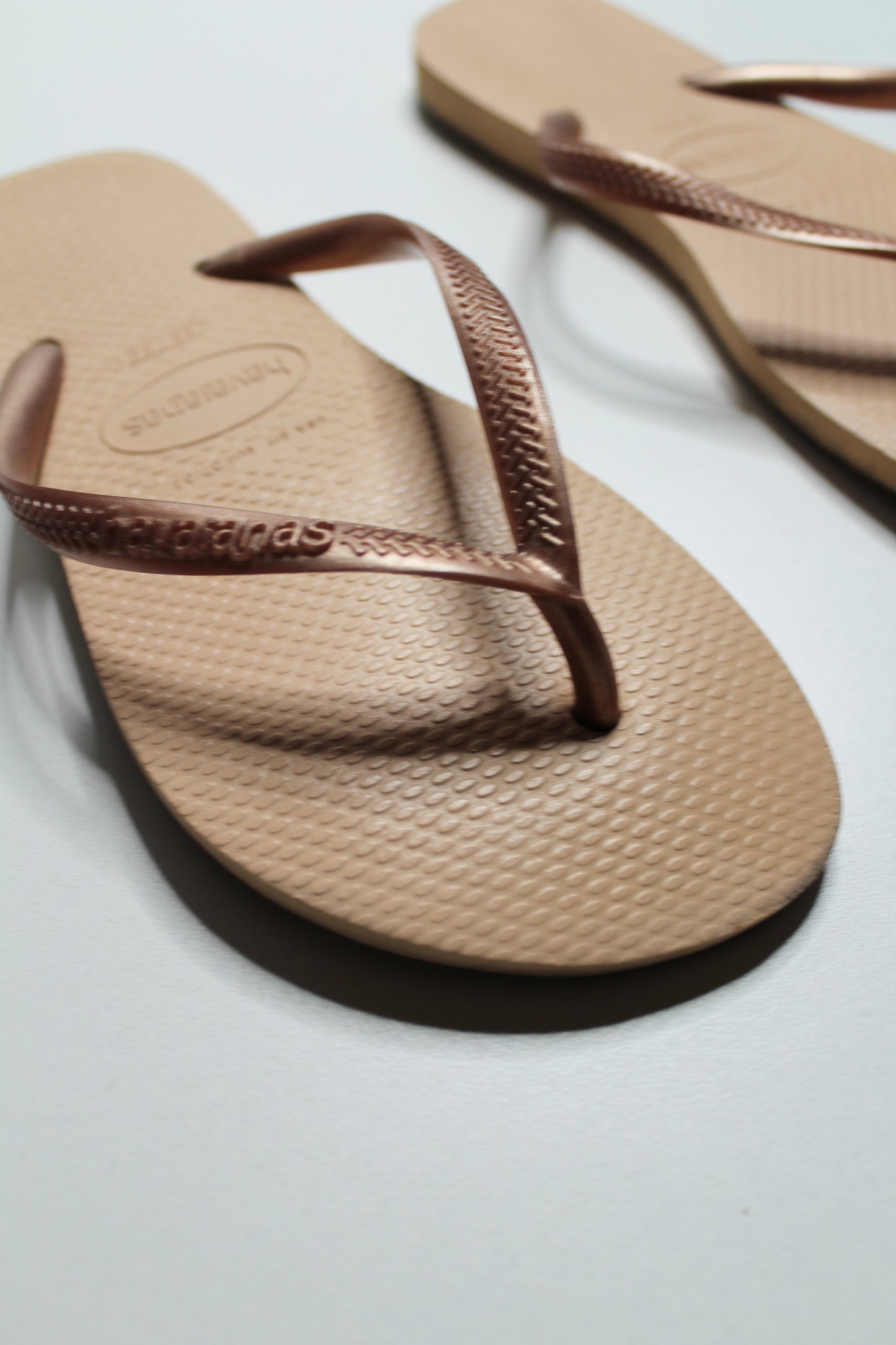 Havaianas gold sandals, size 6