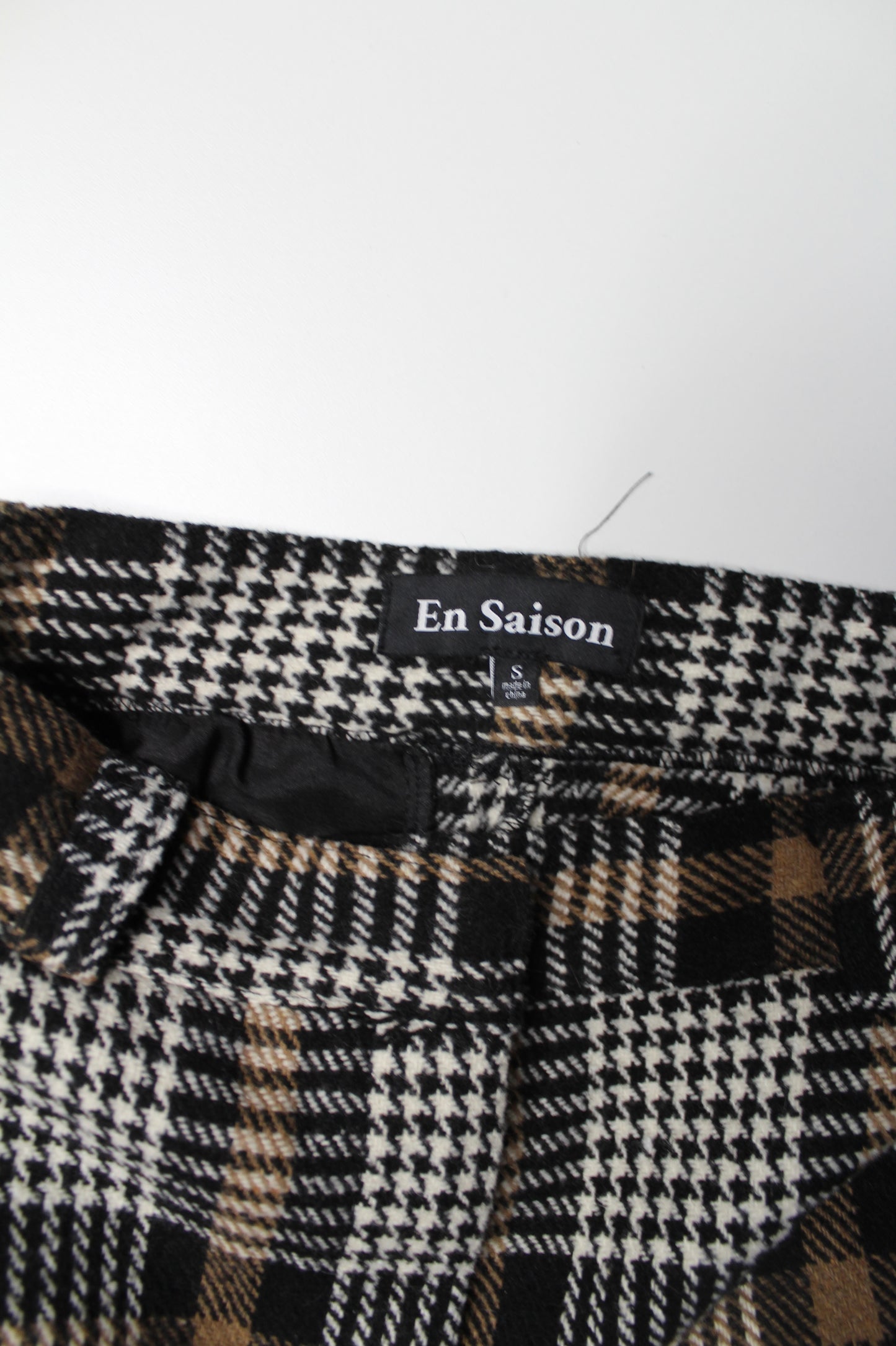 Anthropologie En Saison plaid mini skirt, size small