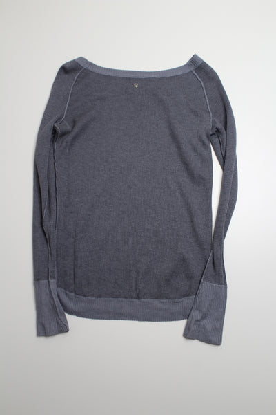 Lululemon grey reversible chai time sweater, no size. Fits like size 4 (price reduced: was $48)