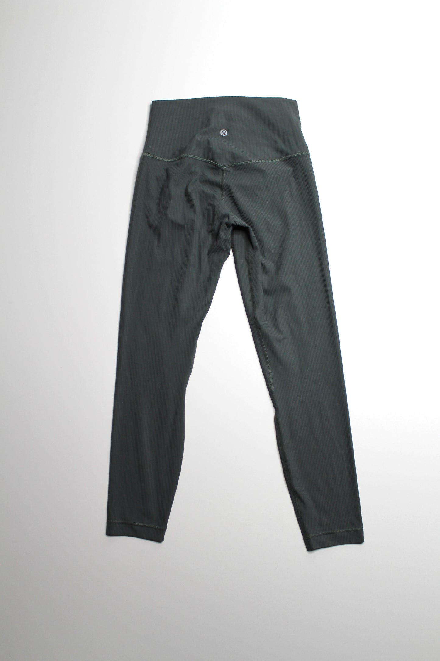 Lululemon sage green ribbed ‘align’ leggings, size 6