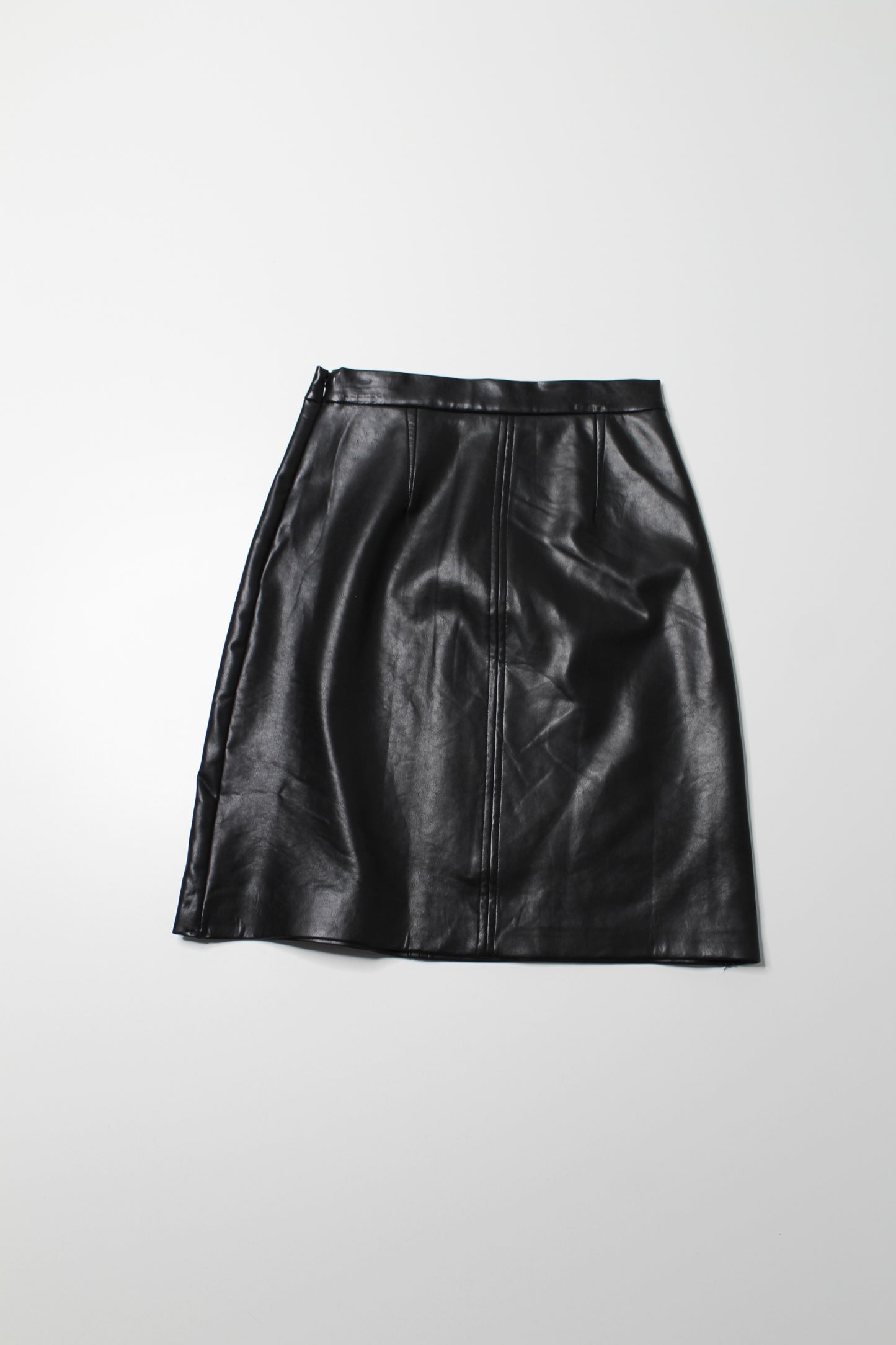 Aritzia Wilfred black faux leather mini skirt, size 2