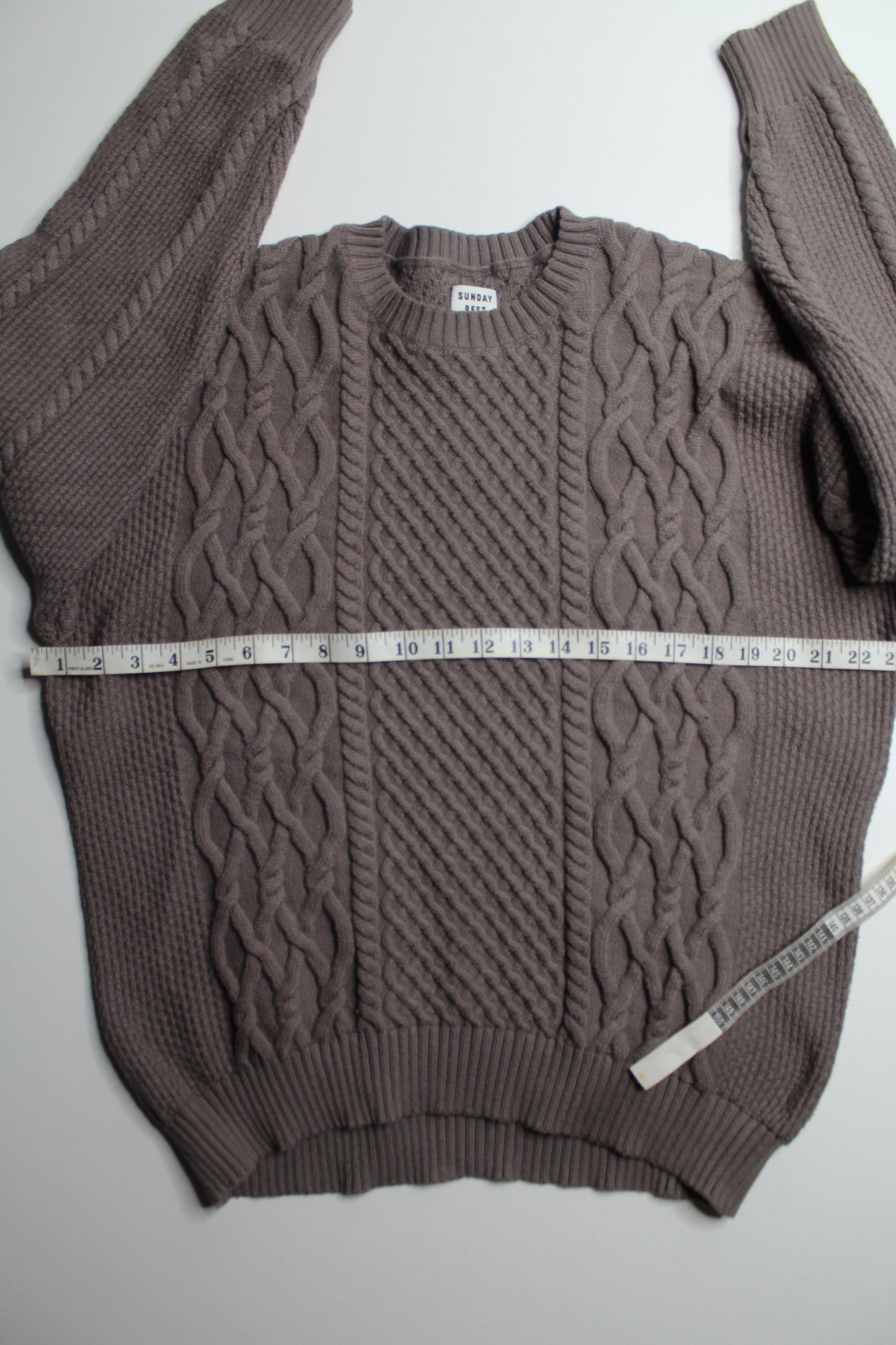 Aritzia Sunday Best deep taupe cable knit 'Peggy' sweeter, size small (relaxed fit)