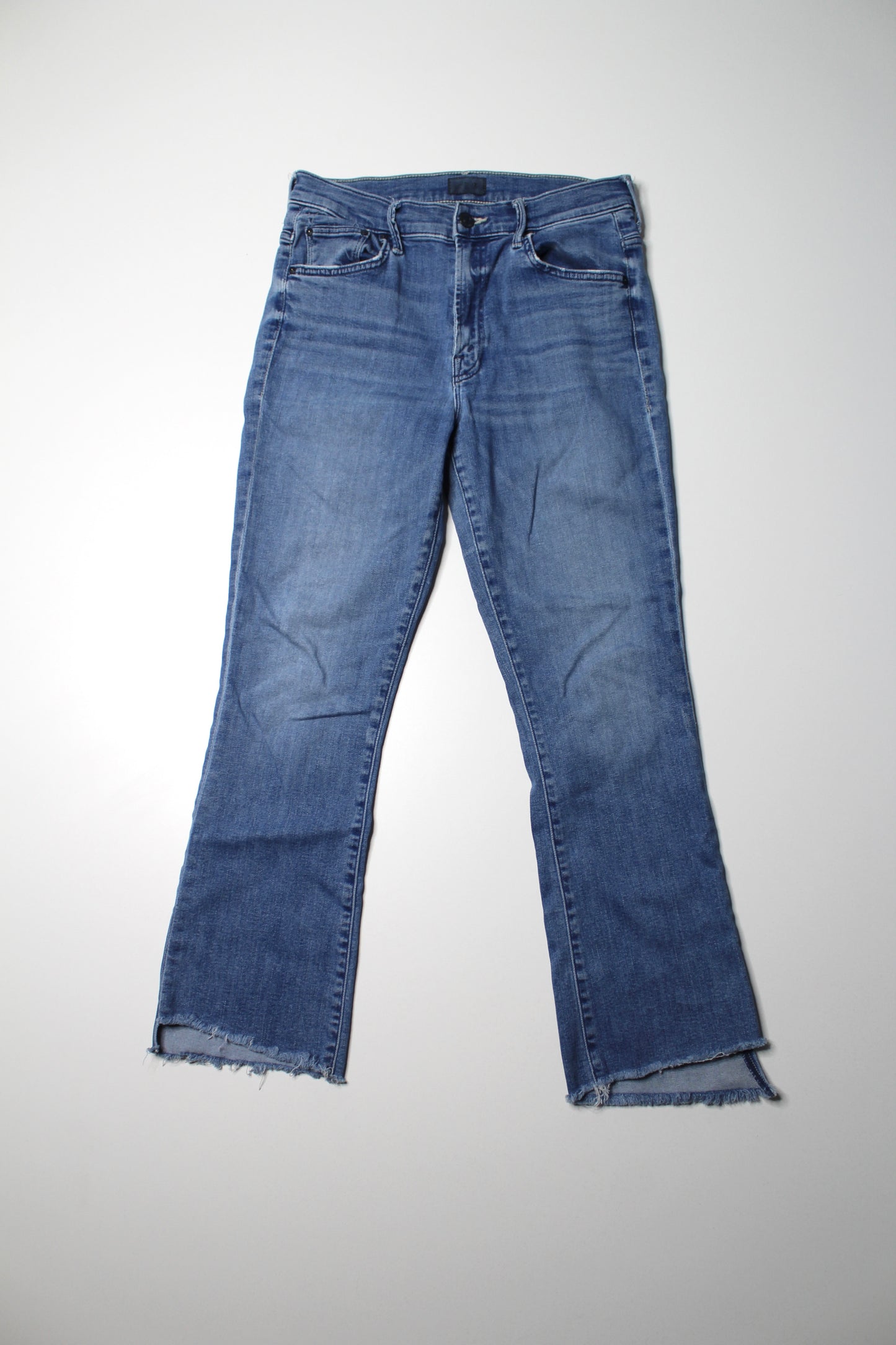 Mother sorry I’m staring ‘the insider step crop fray’ jeans, size 29 (26”) (fits like 28)