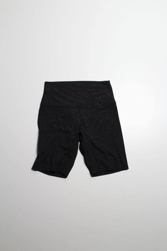 Lululemon black pattern ‘align’ shorts, size 6 (8”)