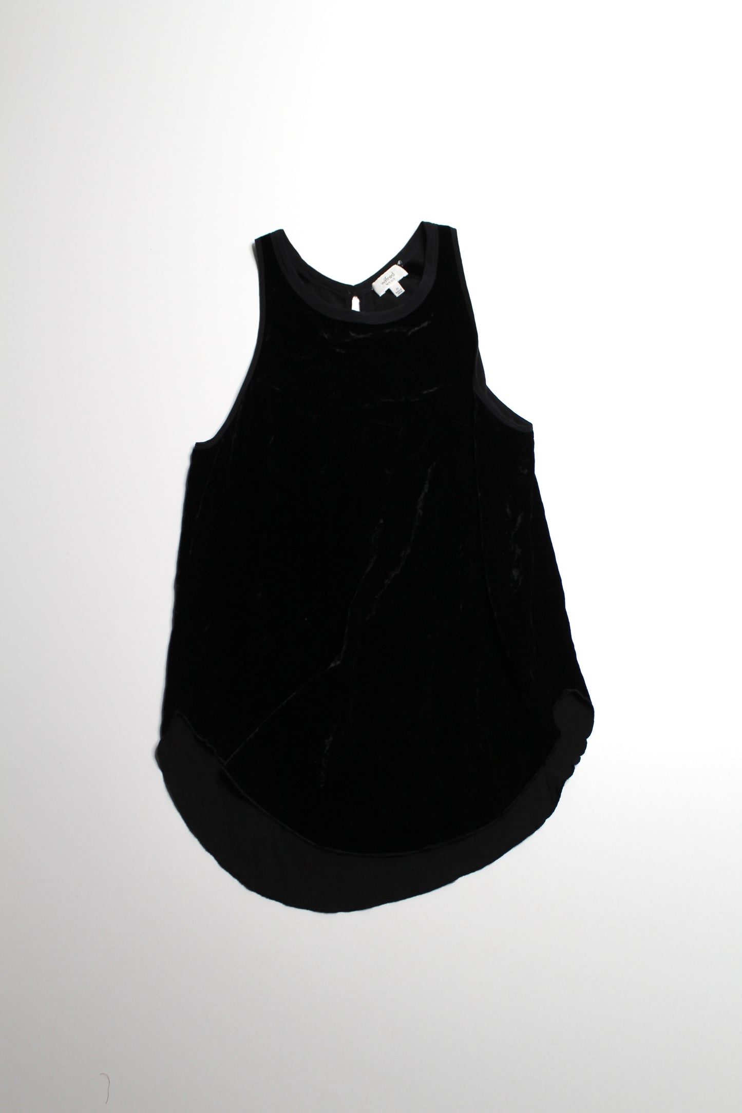 Aritzia Wilfred black velvet tank, size xs (relaxed fit)