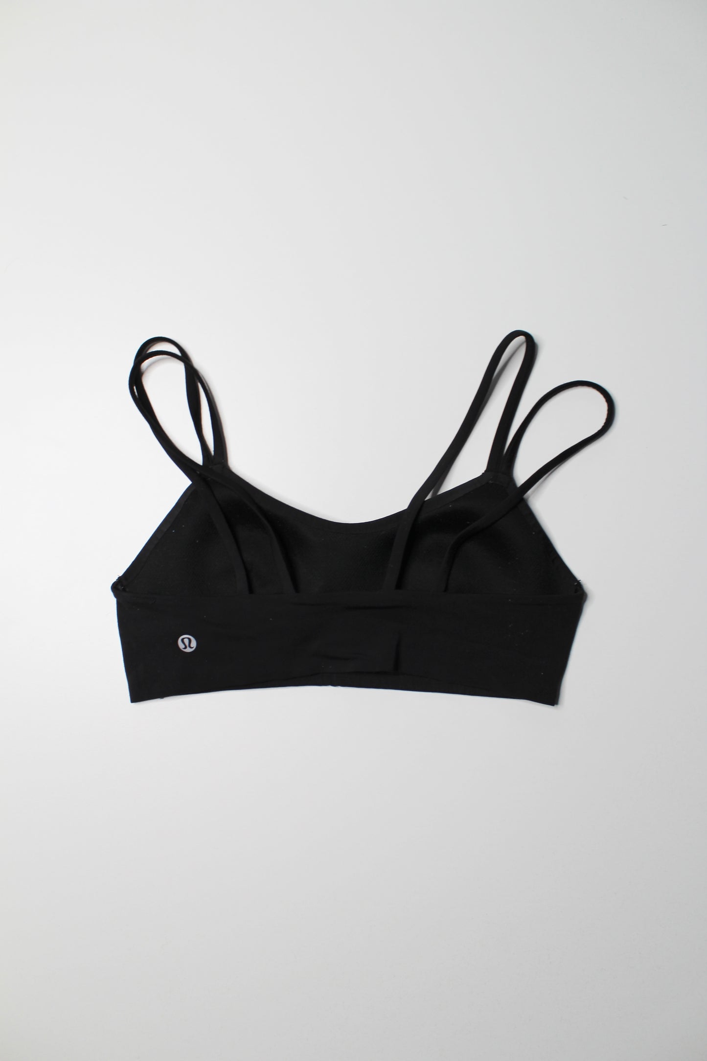 Lululemon black ‘like a cloud’ bra. No size. Fits like 8
