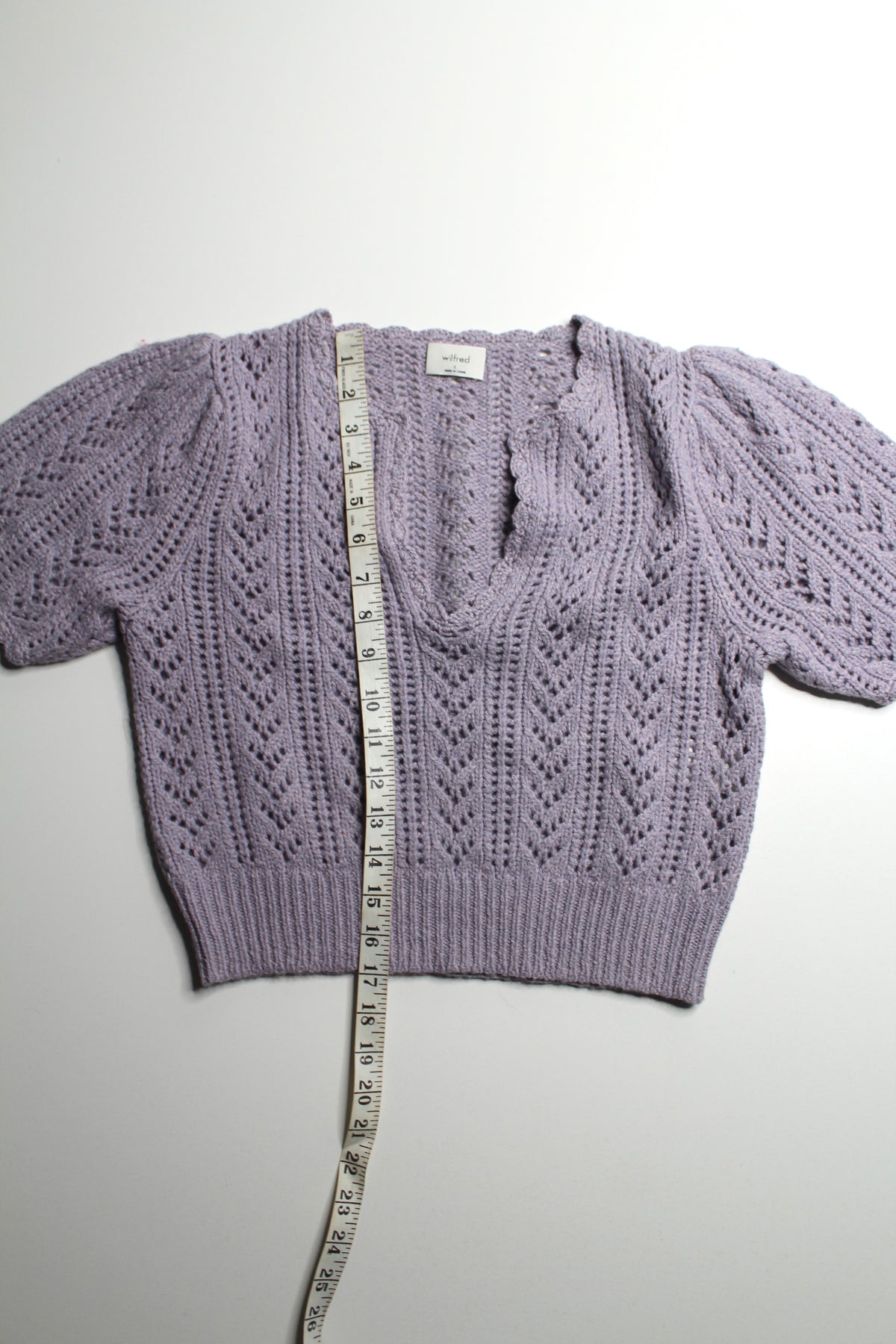 Aritzia Wilfred lilac puff sleeve knit short sleeve sweater, size small