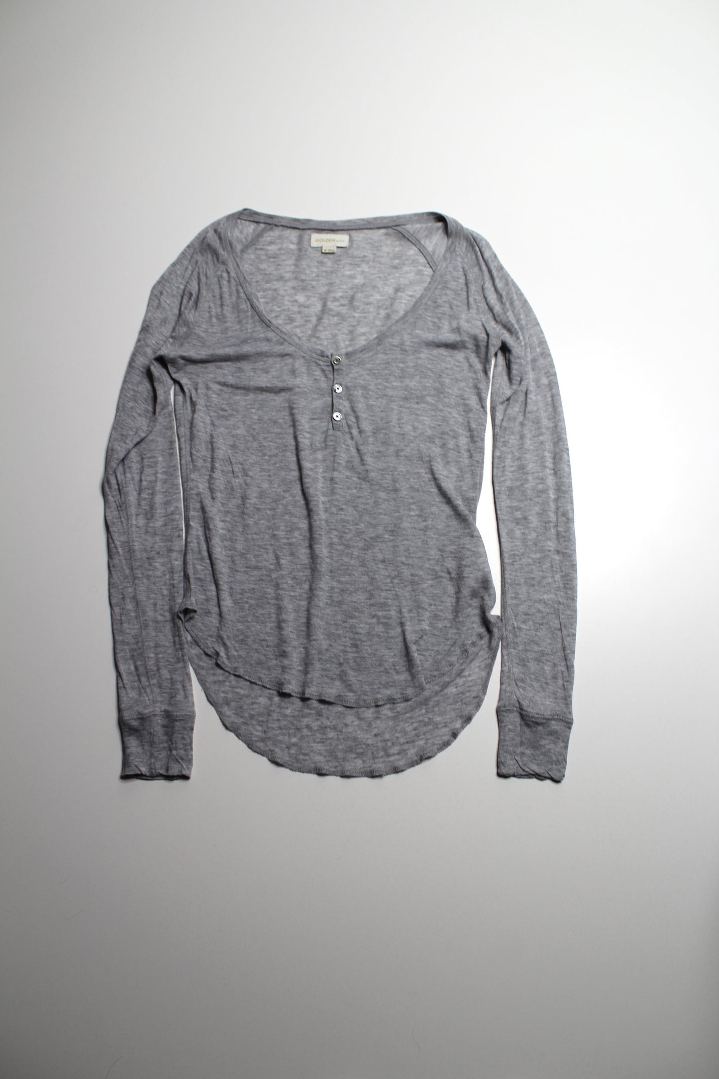 Aritzia TNA light grey  henley long sleeve, size medium