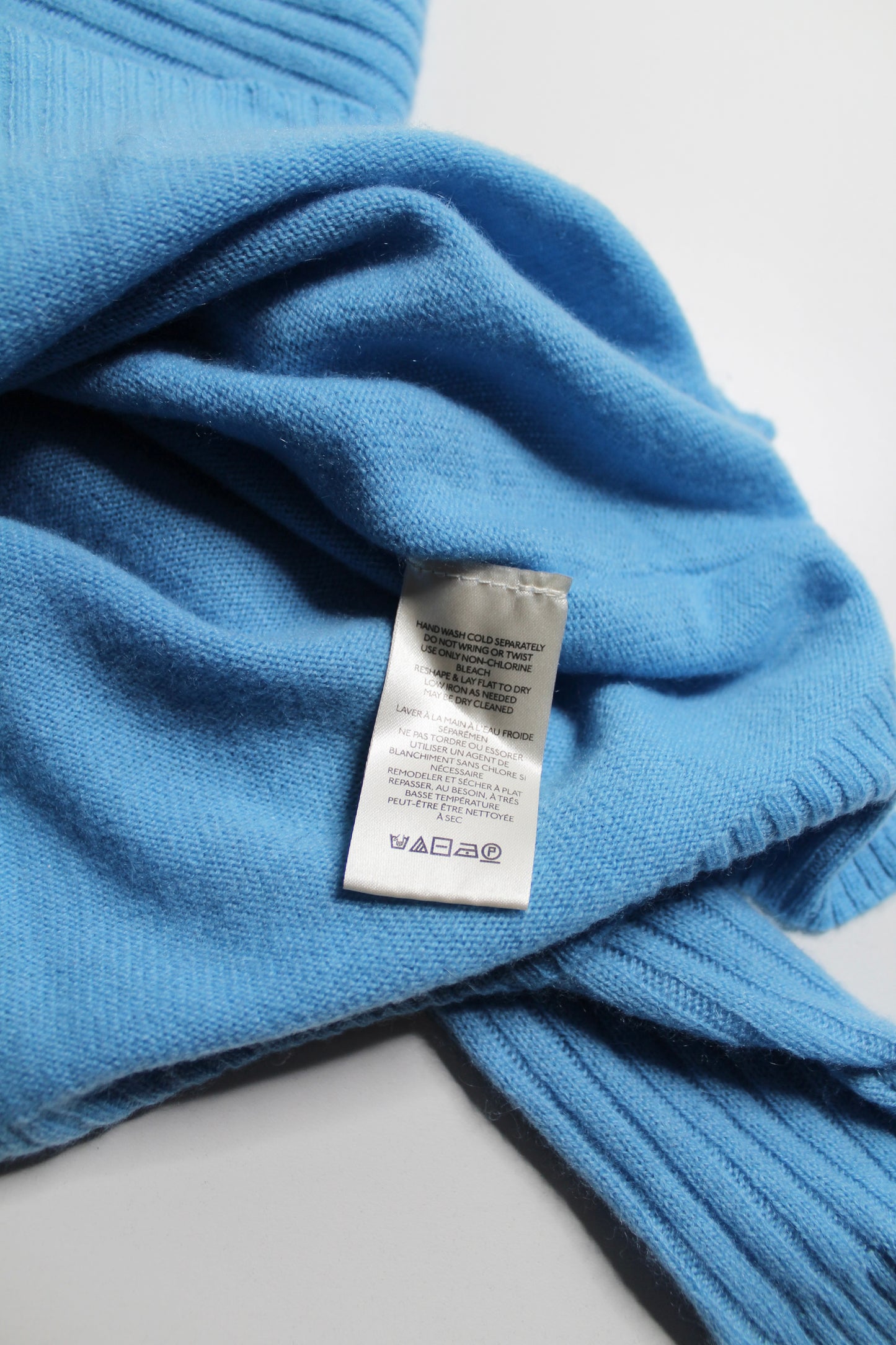 Free People blue ‘Aubrey’ cashmere mock neck cropped sweater, size xs (relaxed fit)