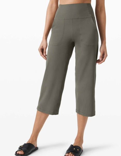 Lululemon grey sage align wide leg crop, size 6 (23")