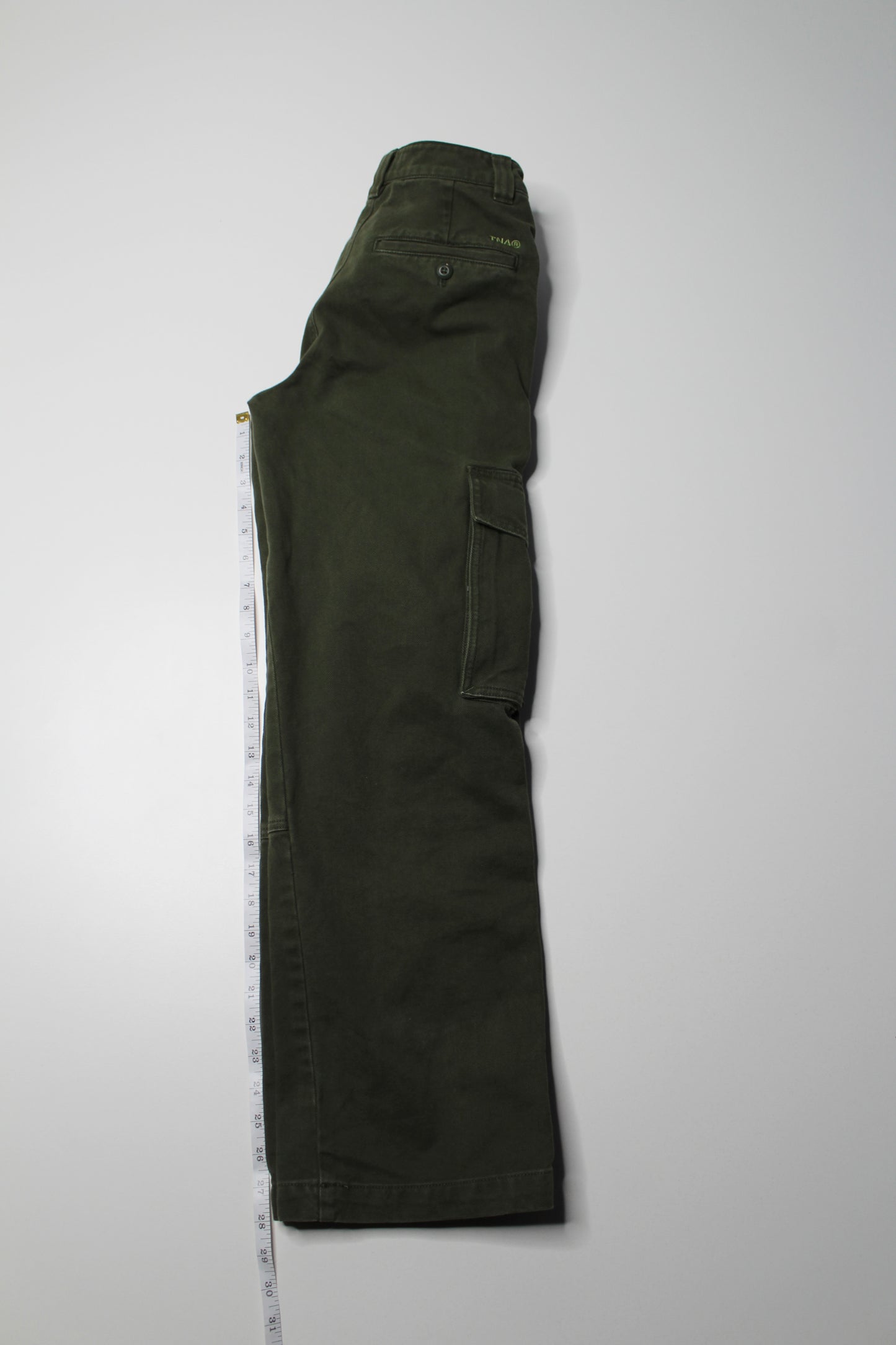 Aritzia TNA green wide leg cargo pant, size 0 (size 24)