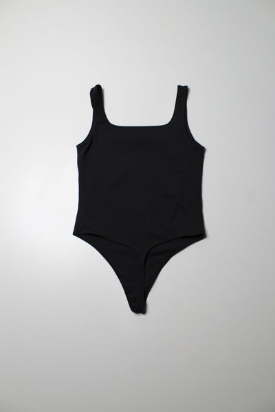 Aritzia babaton black square neck contour bodysuit, size large