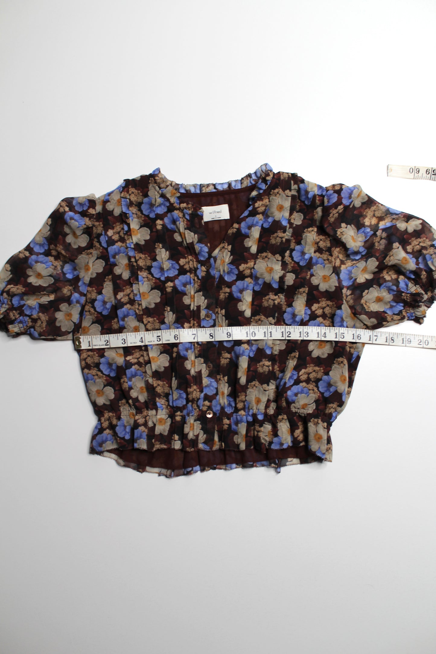 Aritzia Wilfred brown/blue print ‘mansfield’ blouse, size small