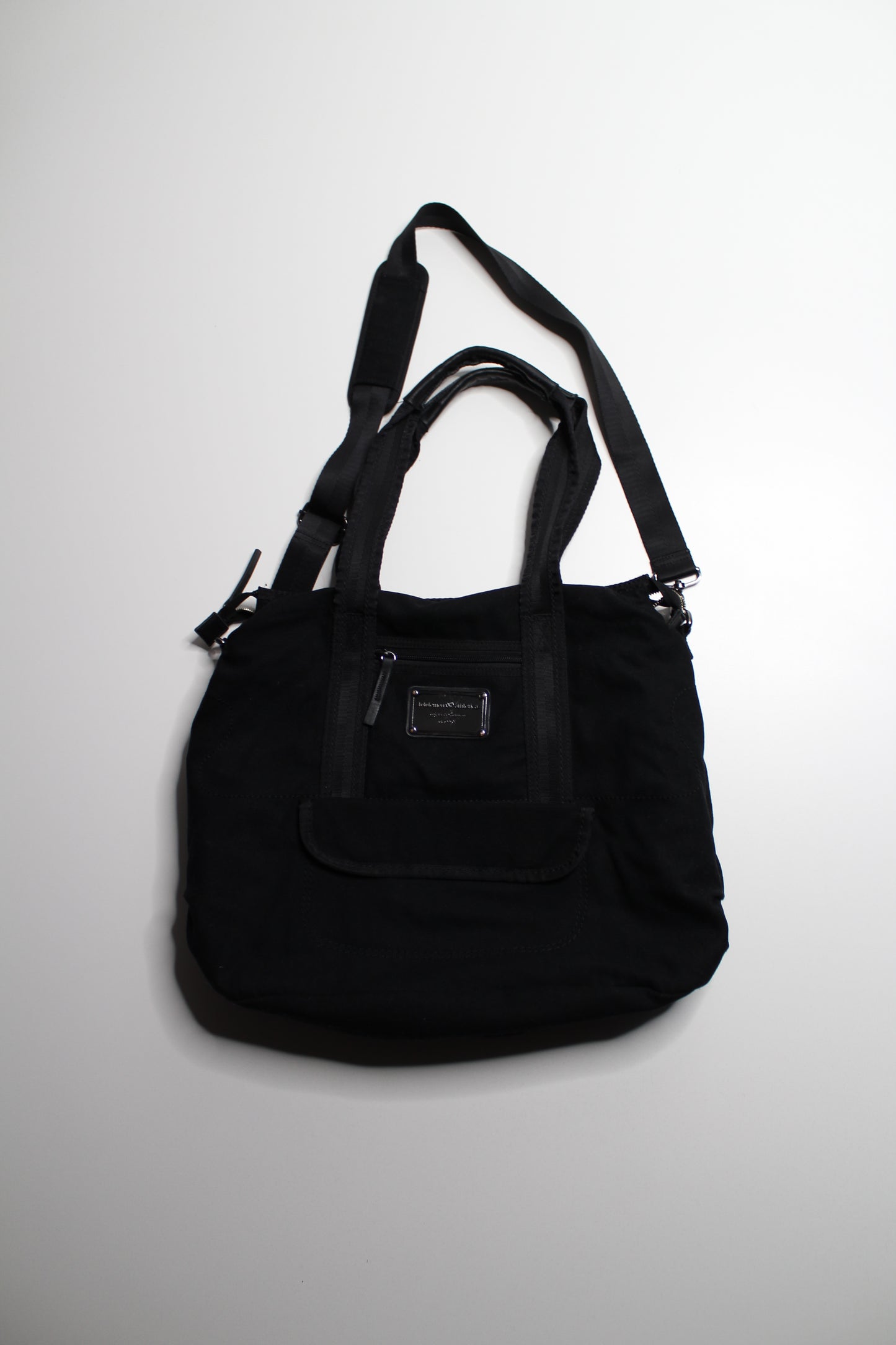 Lululemon black gym/laptop bag