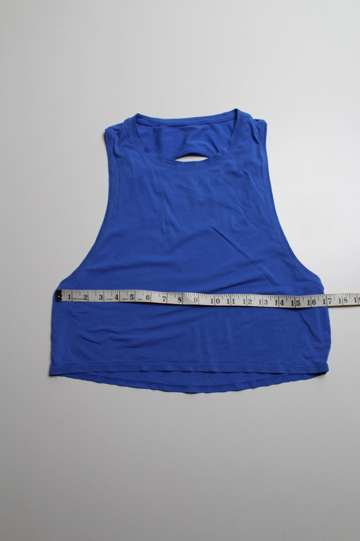 Lululemon cotton tank, no size. Fits like 6 (oversized)