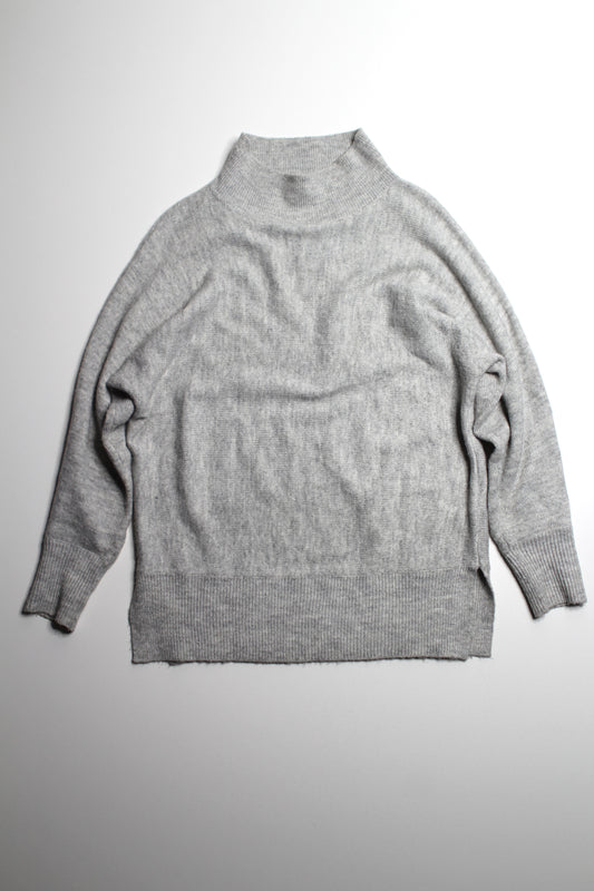 Joie light grey sweater, size small (loose fit)