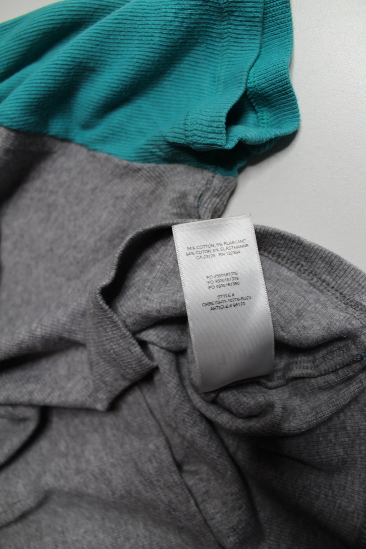 Aritzia TNA grey/teal cropped ‘homestretch’ crew t-shirt, size medium