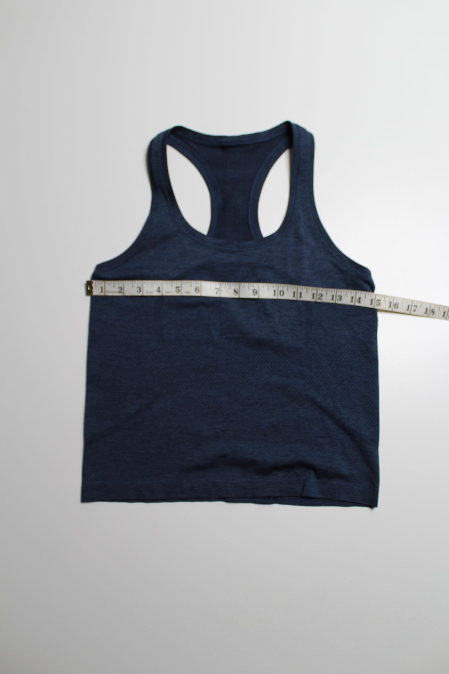 Lululemon blue 'swiftly tech' tank, size 6 *race length