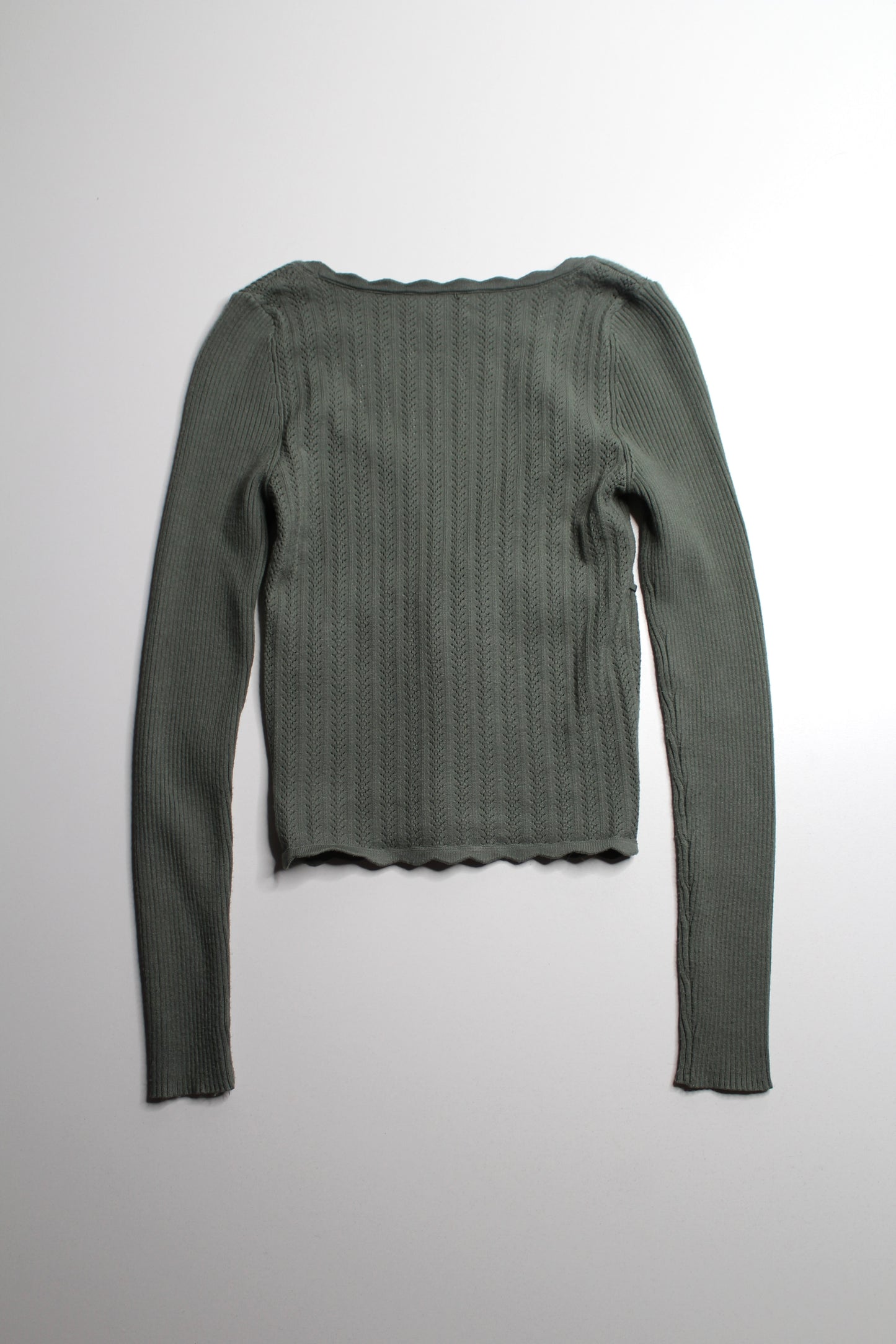 Aritzia Wilfred sage green long sleeve, size small