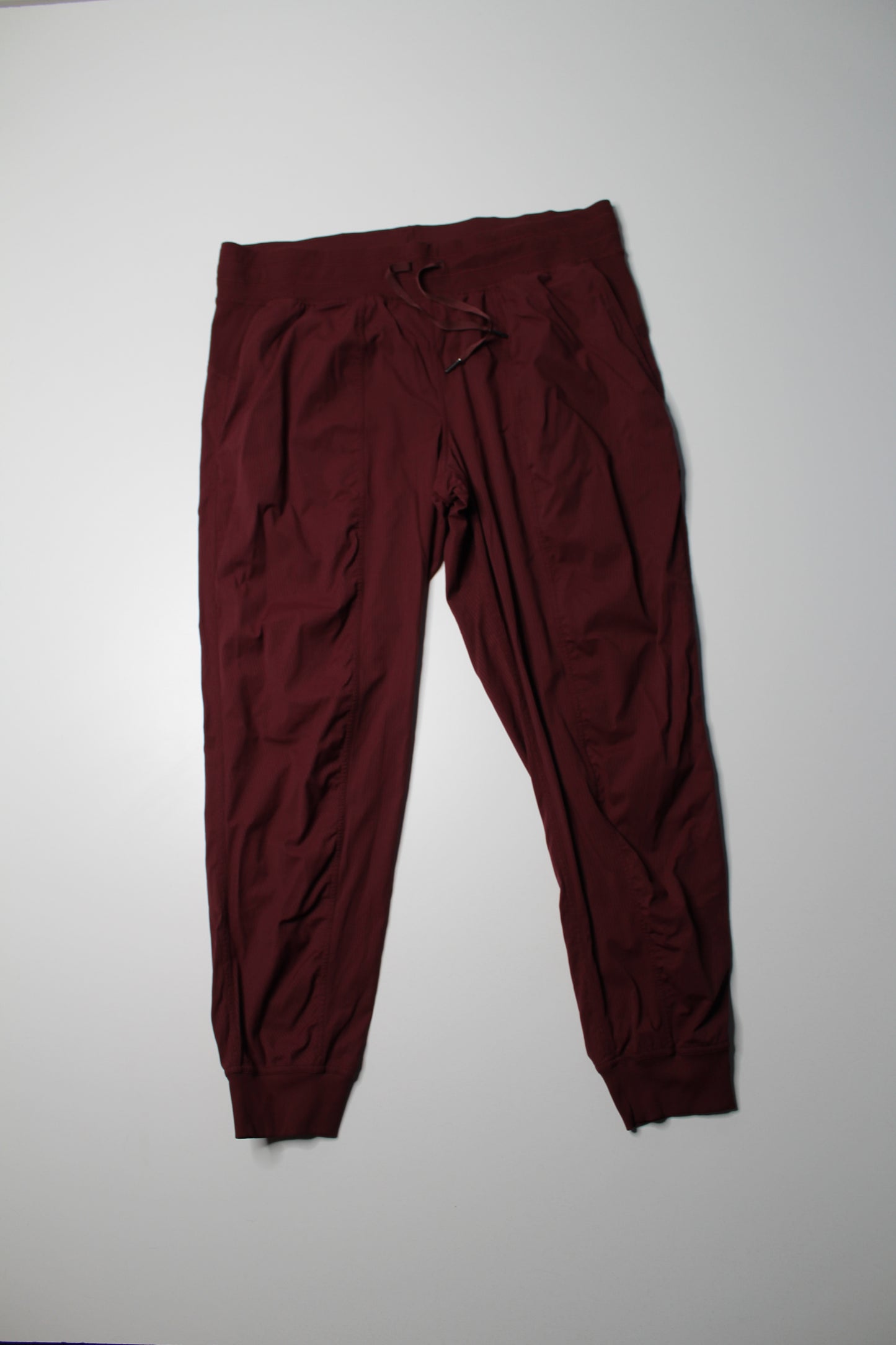 Lululemon garnet ‘studio’ jogger, size 14