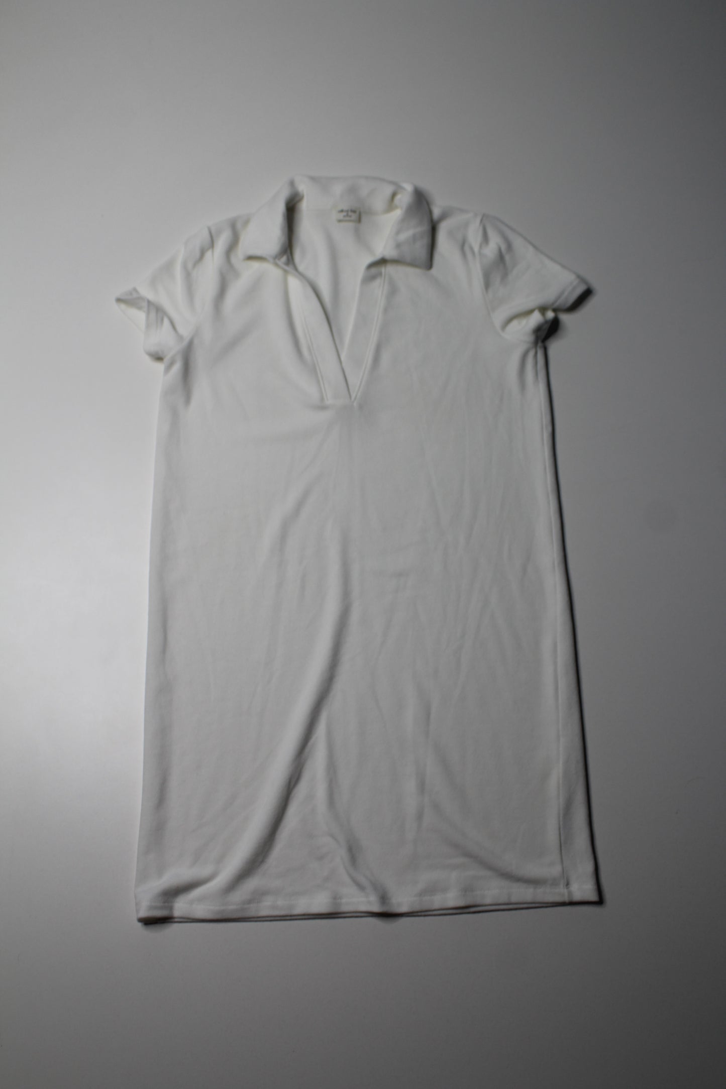 Aritzia Wilfred Free white collared terry t shirt dress, size xs
