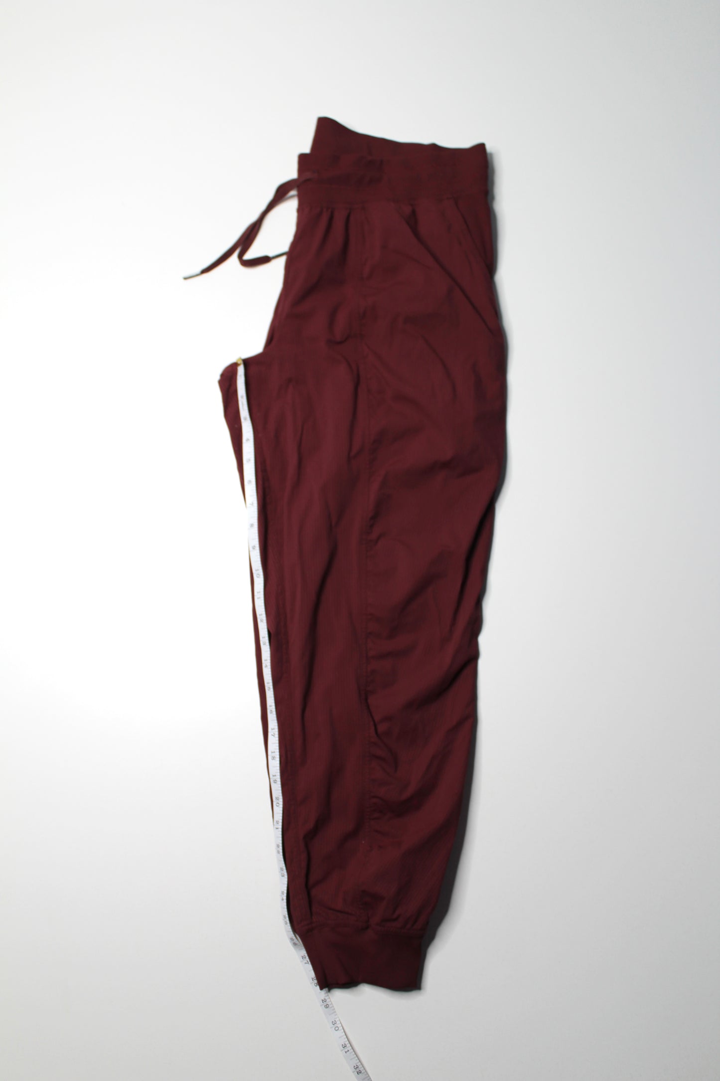 Lululemon garnet ‘studio’ jogger, size 14