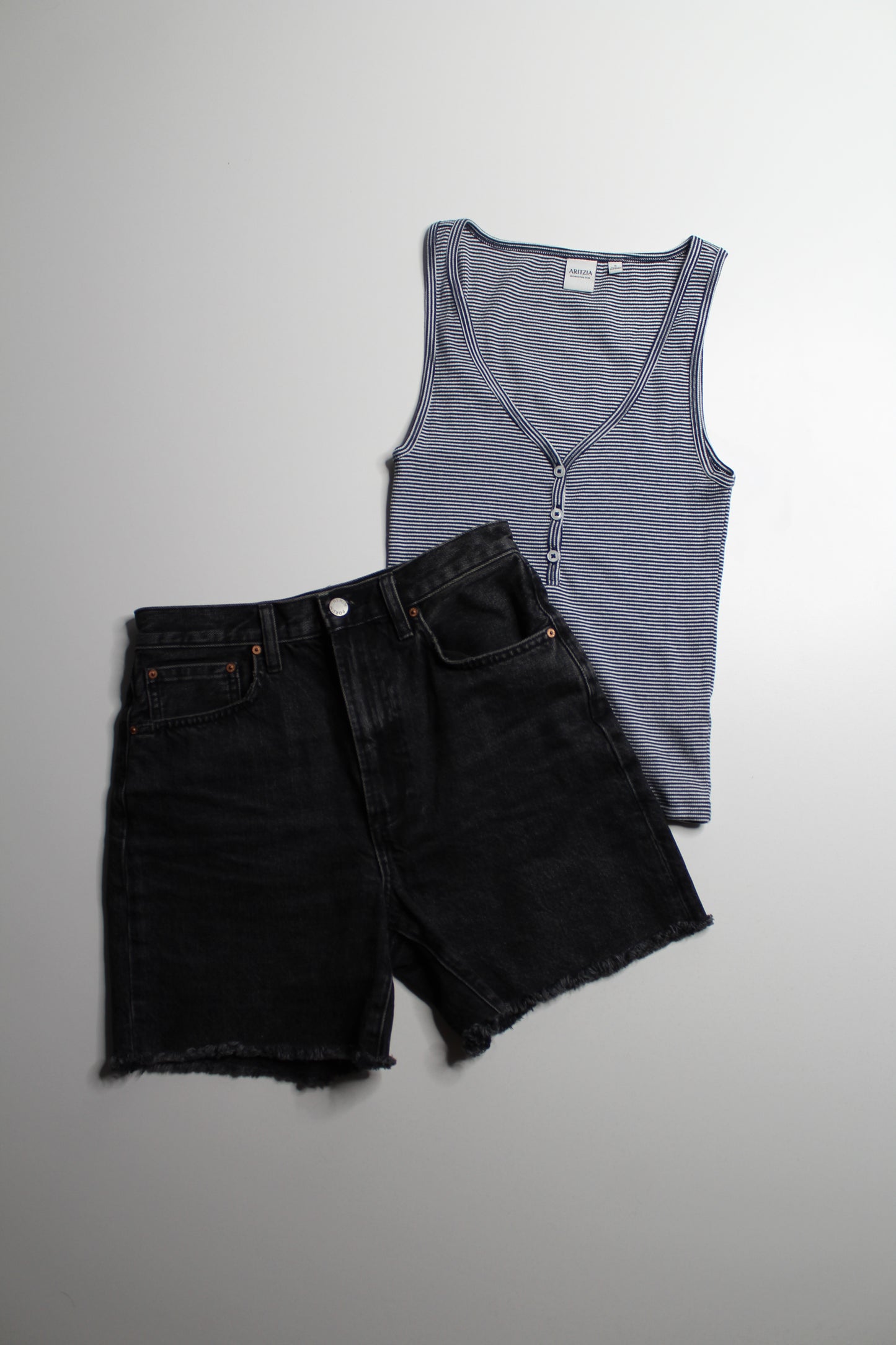 Aritzia striped ‘home stretch’ henley tank, size small