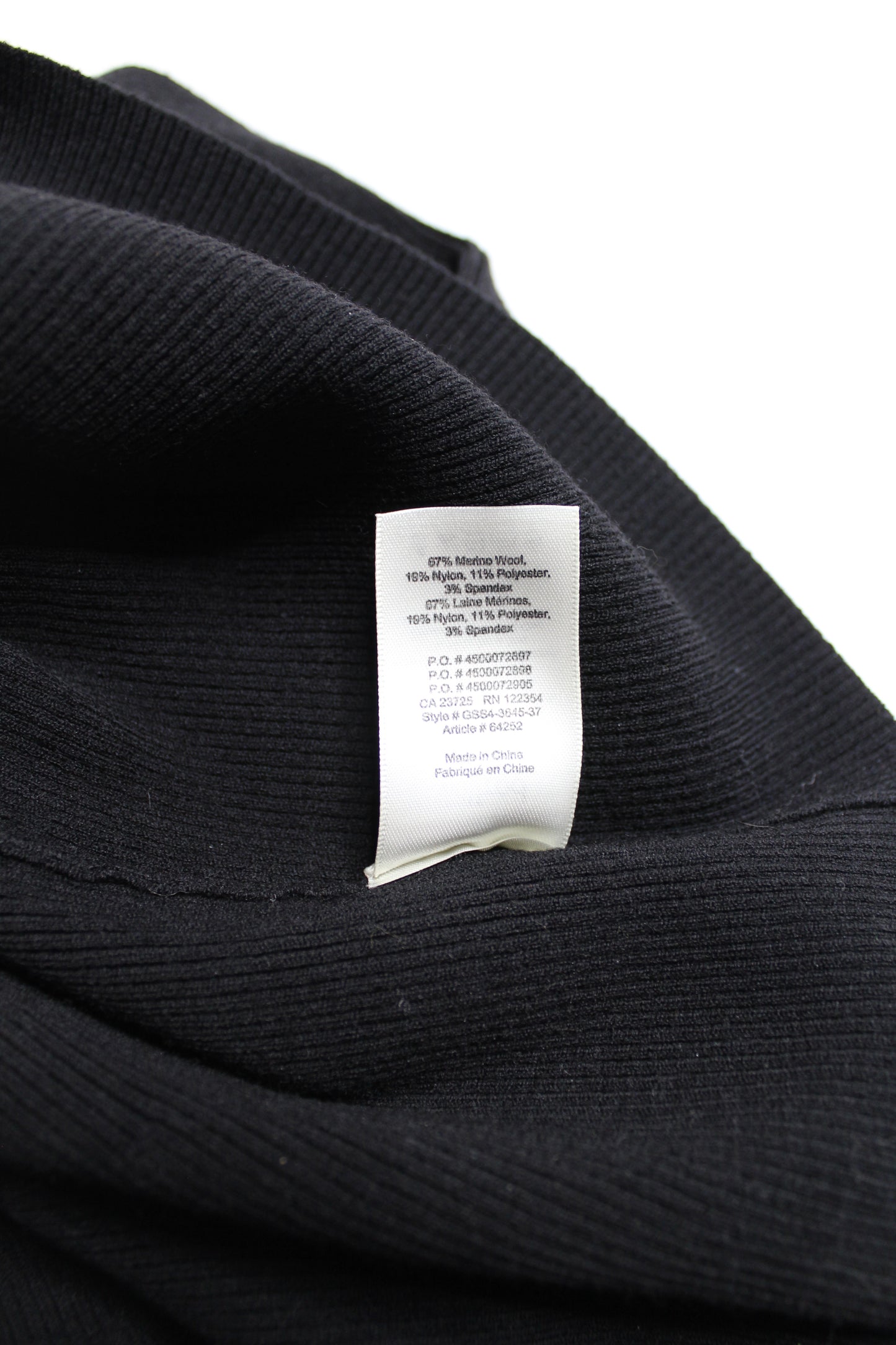Aritzia Wilfred black ribbed bell sleeve sweater, size large