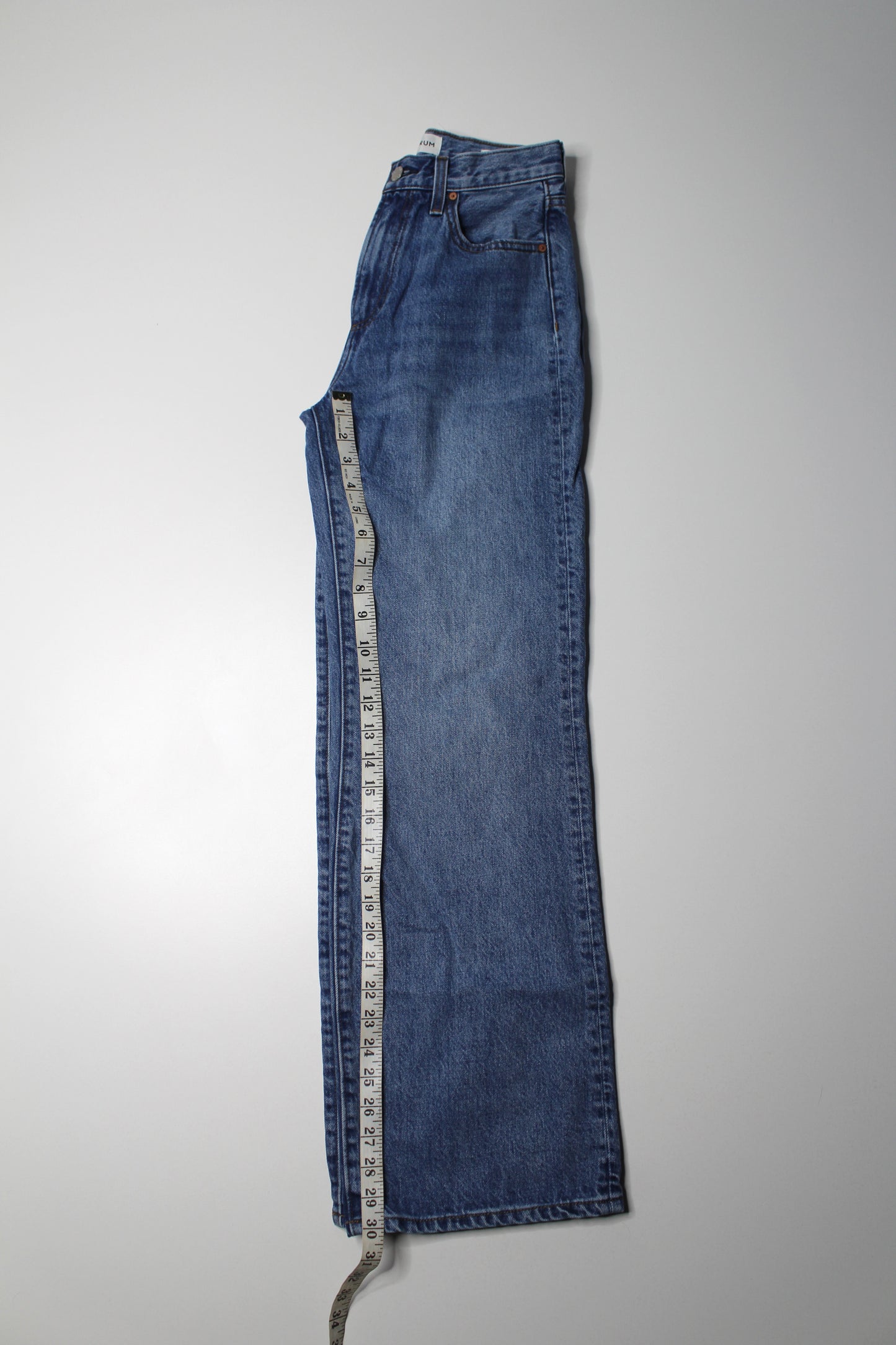 Aritzia Denim Forum ‘farrah’ high rise wide leg jeans, size 25