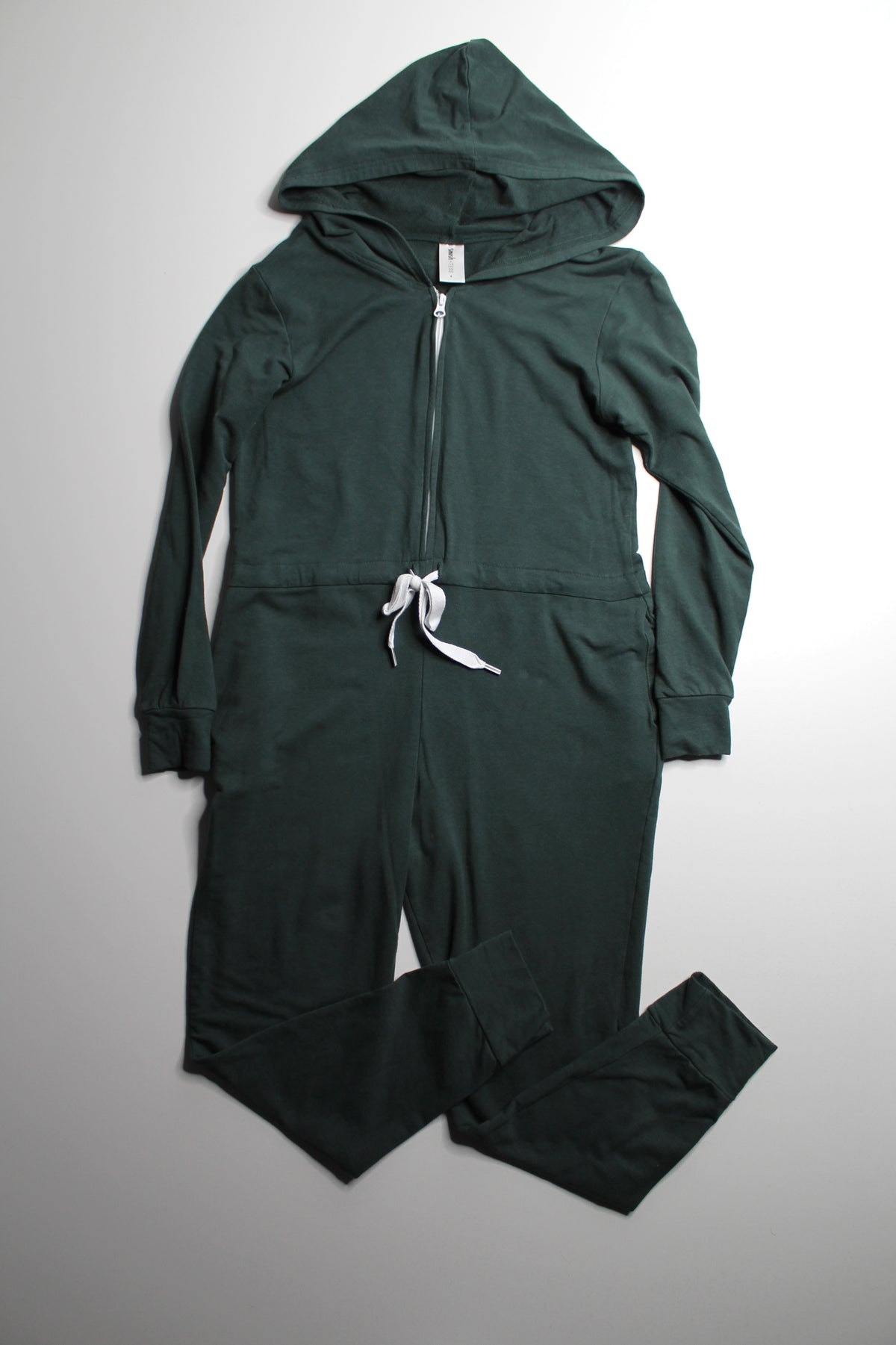 Smash + Tess x Jillian Harris okanagan pine harris hoodie romper, size small
