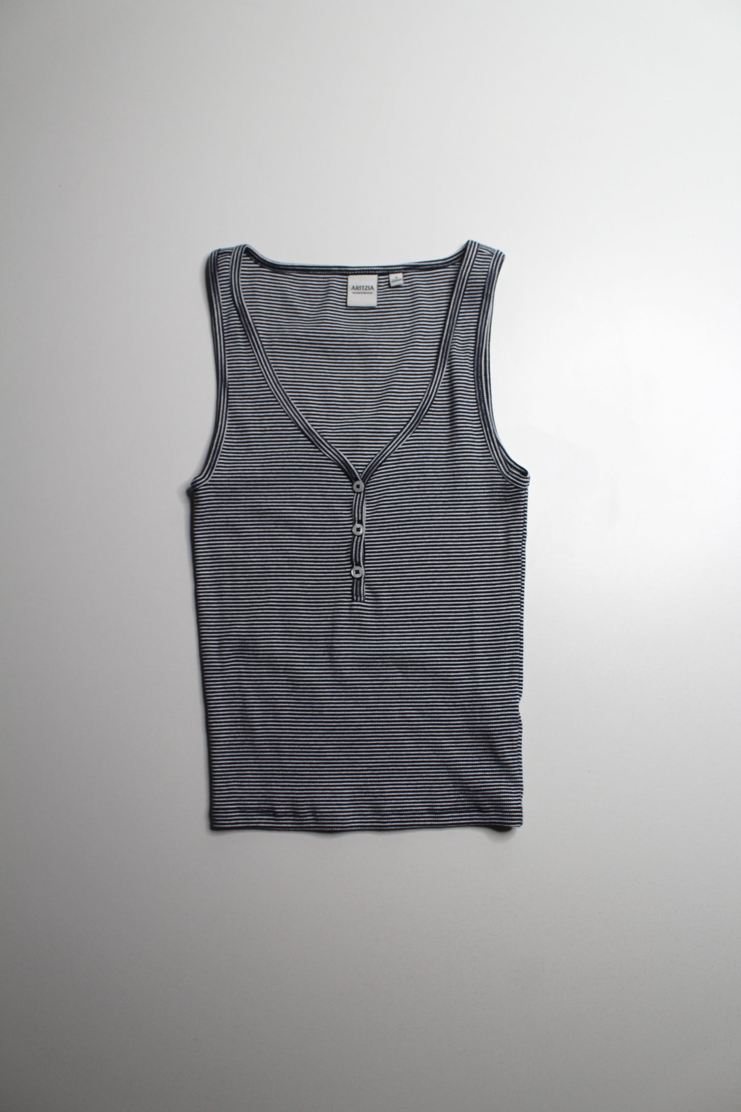 Aritzia striped ‘home stretch’ henley tank, size small