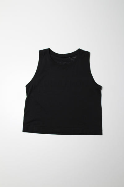 Lululemon black ‘breeze by’ muscle cropped tank, no size. Fits 4/6 *lululemon