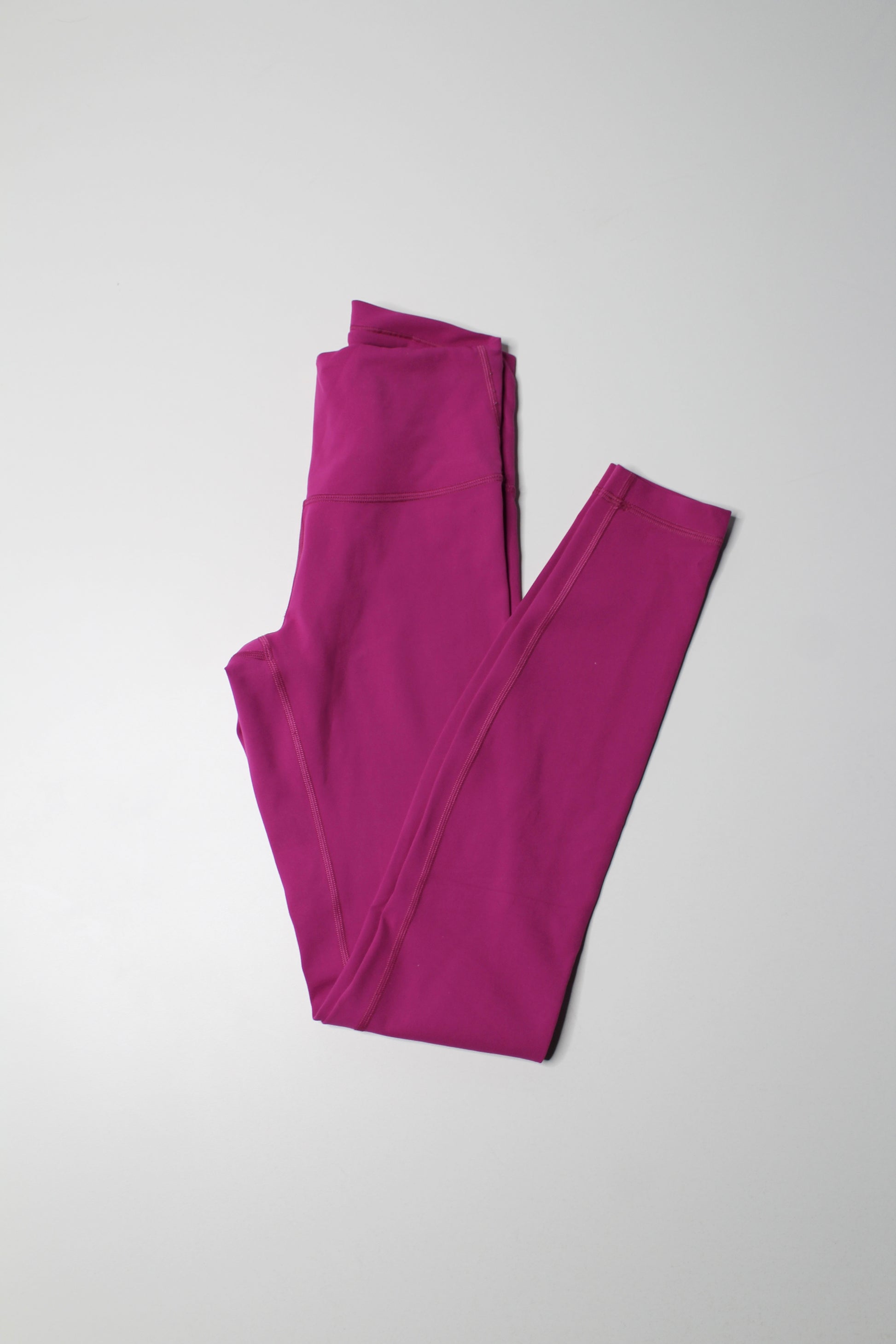 Lululemon ripened raspberry ‘wunder train’ tight, size 4 (28")