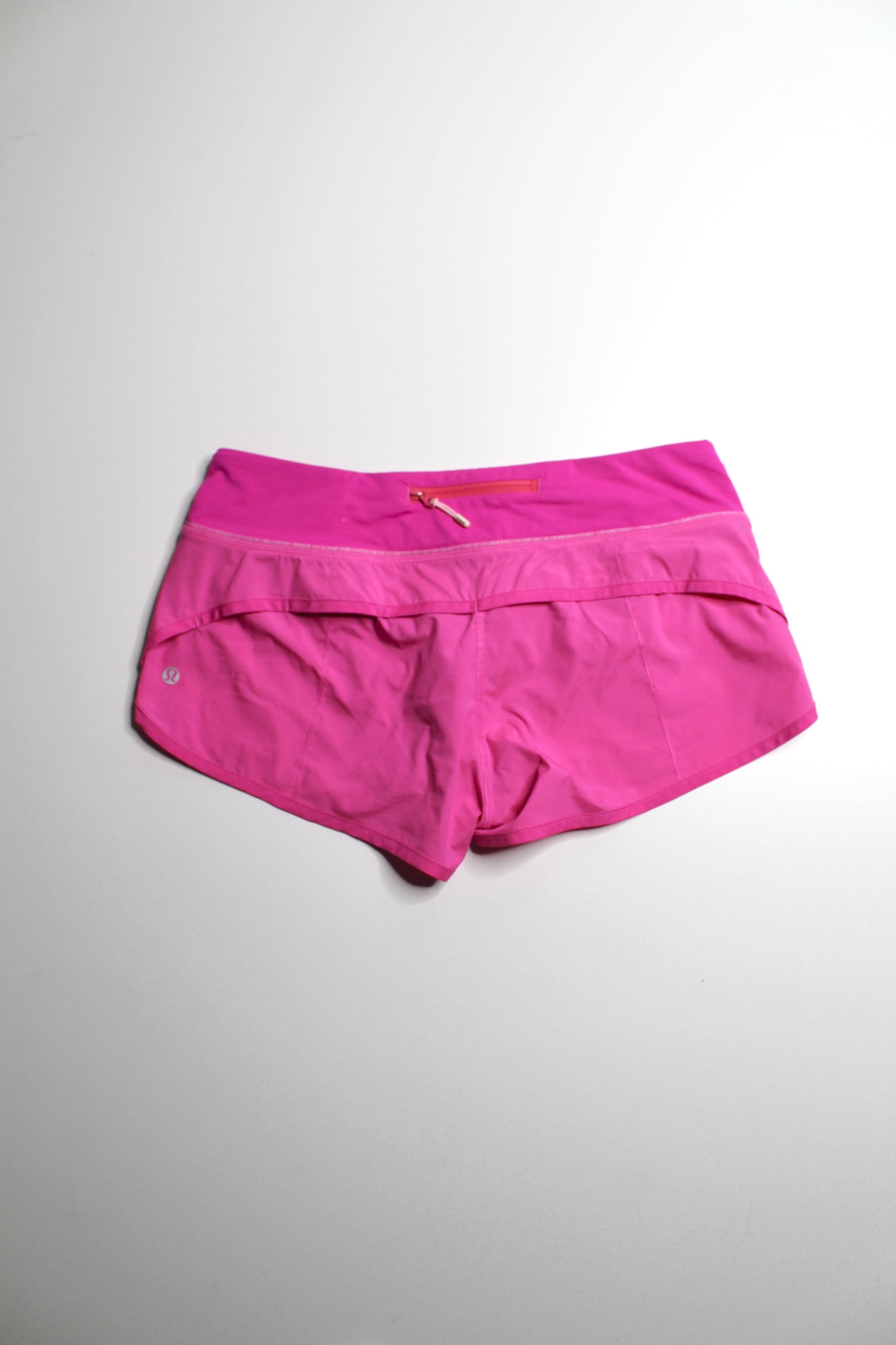 Lululemon pink ‘turbo’ run shorts, size 6 (4.5”)