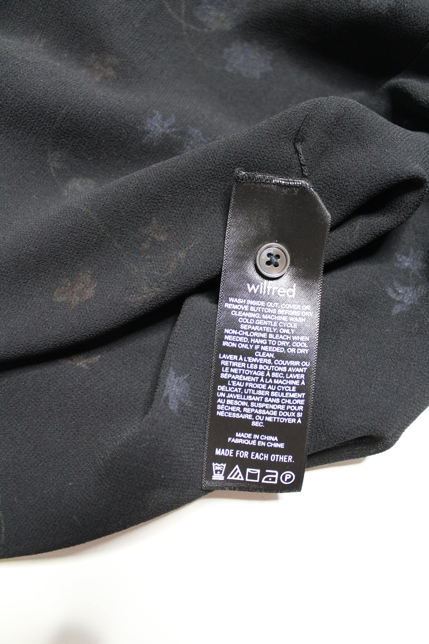 Aritzia Wilfred black floral 'valencia' pullover semi sheer blouse, size medium (flowy fit)