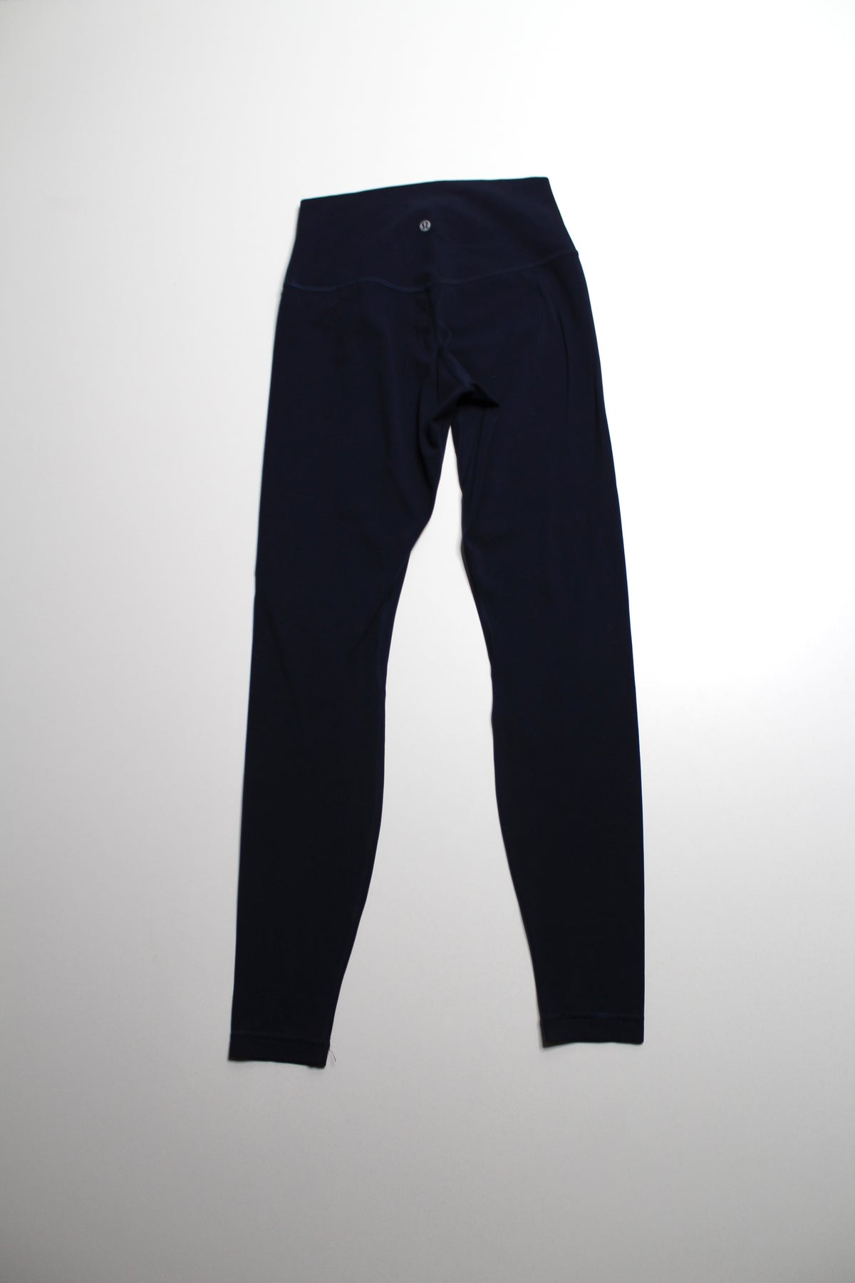Lululemon true navy ‘align’ leggings, size 6 (28”)
