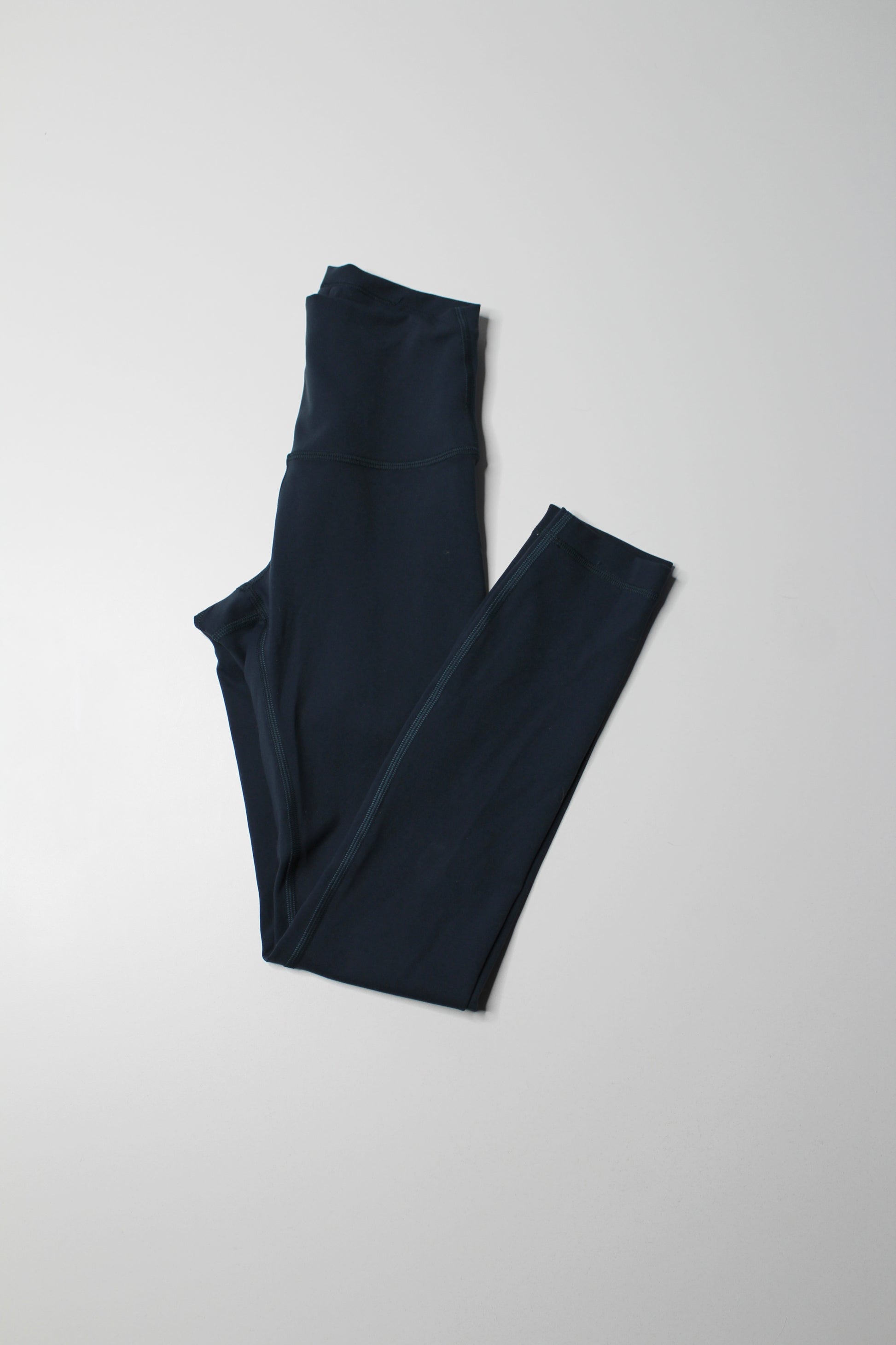 Lululemon submarine ‘wunder train’ tights, size 2