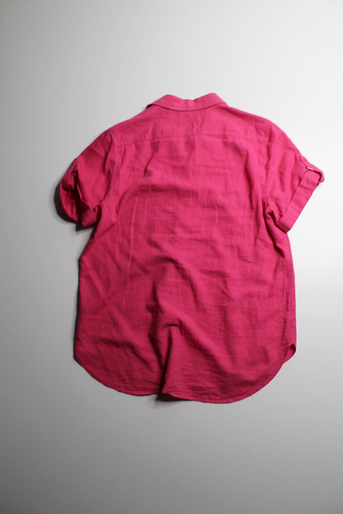 Aritzia Babaton button up short sleeve, size small