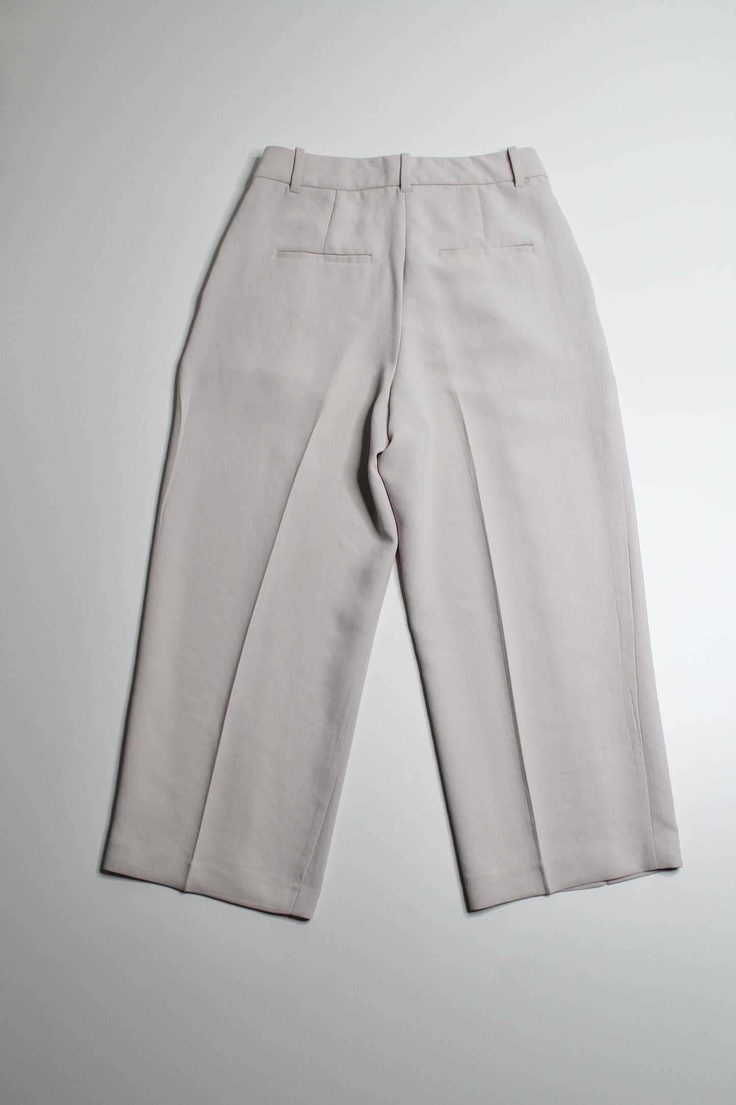 Aritzia wilfred ashen effortless wide leg cropped pant, size 8