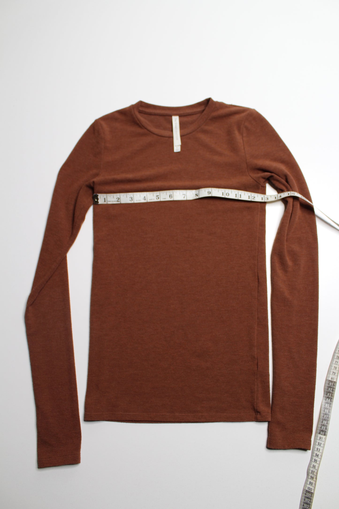 Aritzia Babaton The Group brown long sleeve, size small