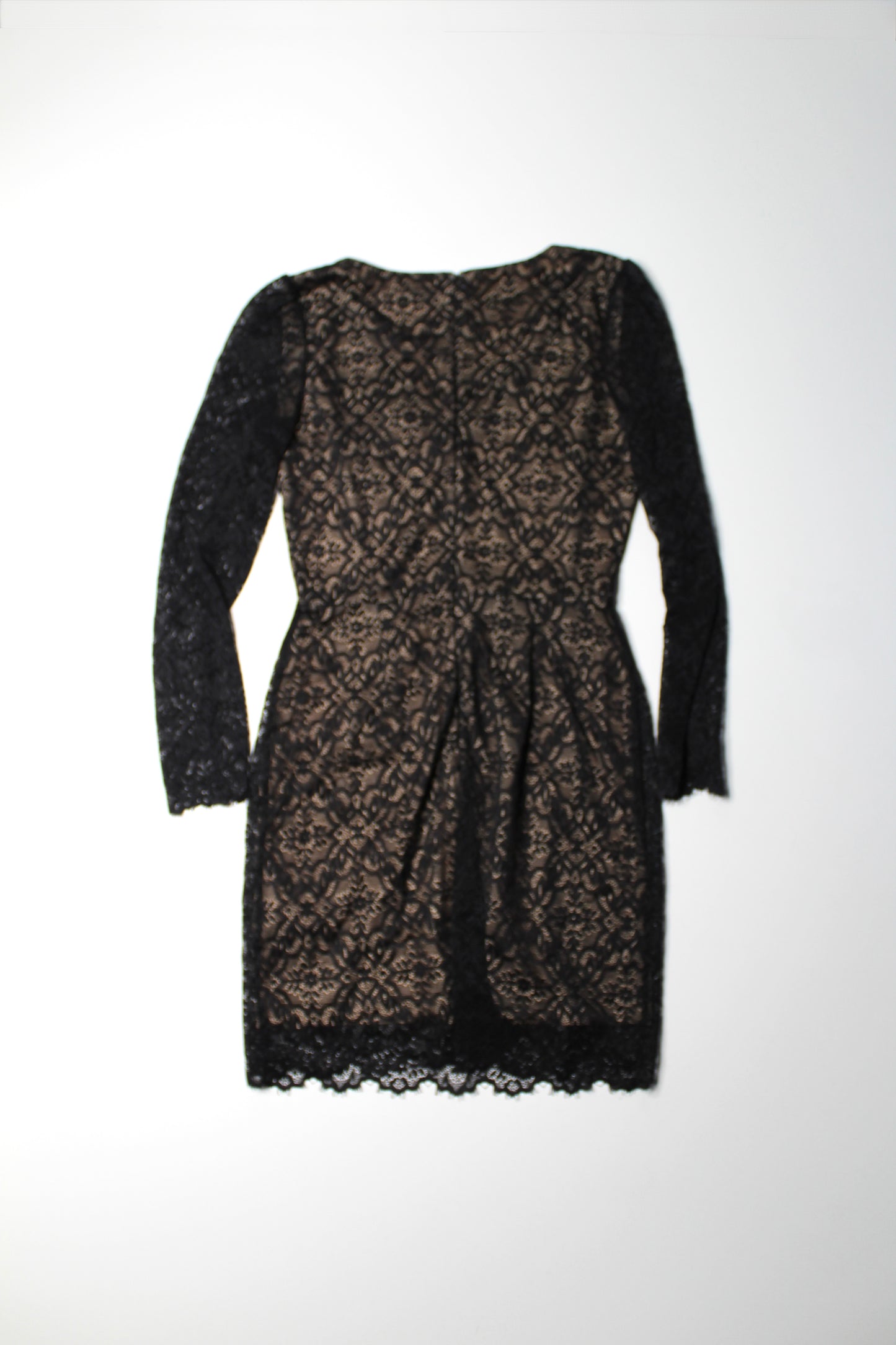 Aritzia Wilfred 'Janvry' black/nude v neck lace long sleeve dress, size 4 (size small)