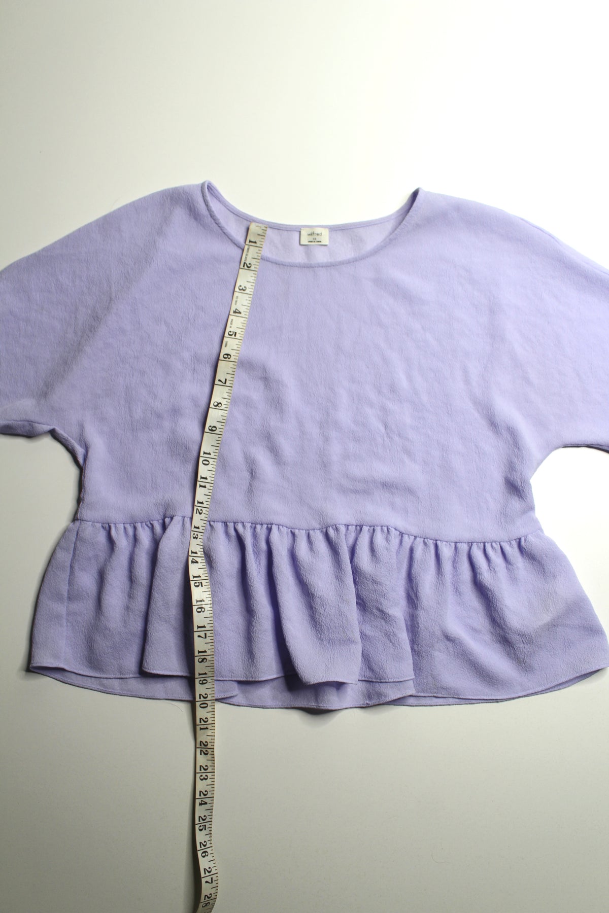 Aritzia Wilfred lavender short sleeve peplum blouse, size xs (oversized flowy fit)