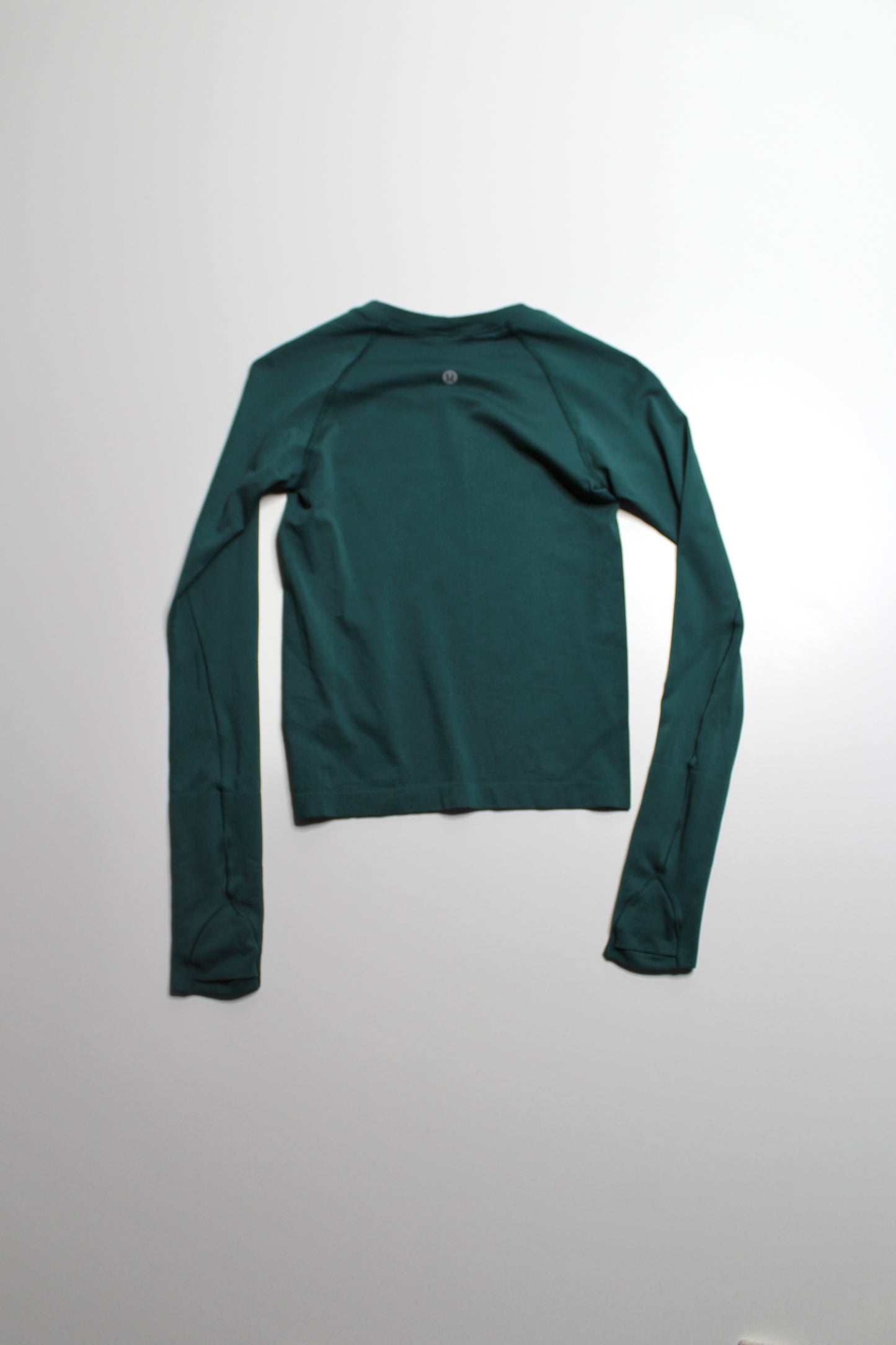 Lululemon green ‘swiftly’ long sleeve, size 2 *waist length