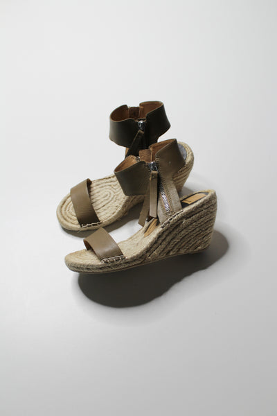 Dolce Vita wedge sandals, size 6