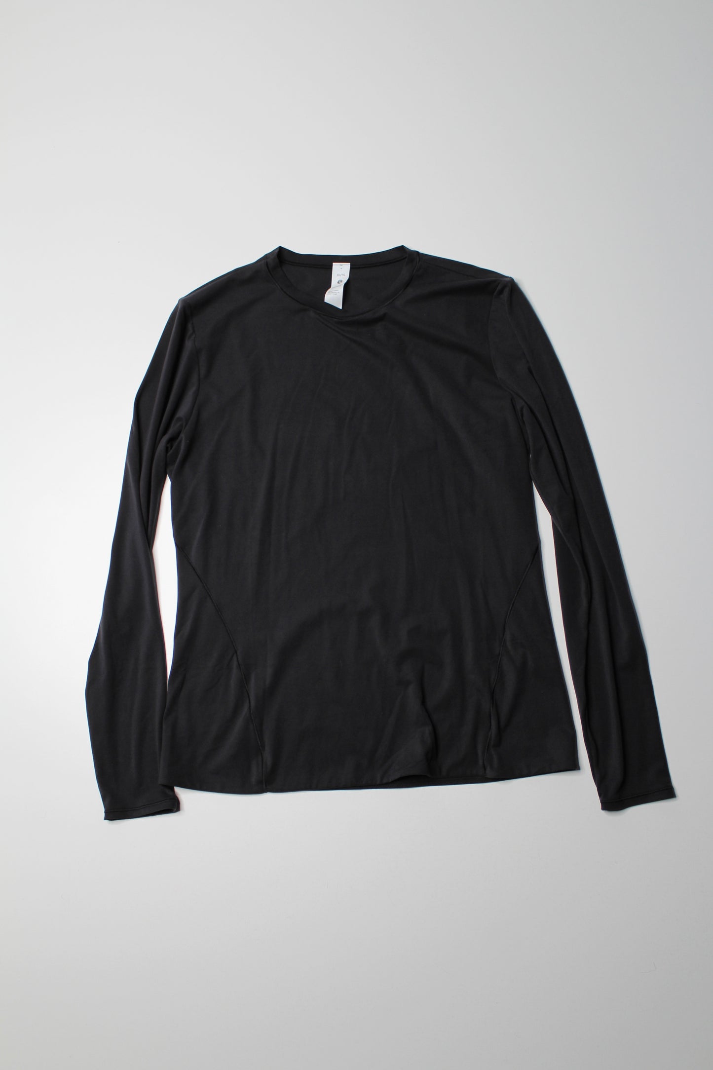 Lululemon black ‘wundermost ultrasoft nulu’ crew neck long sleeve, size XL (fits 10/12)