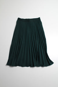 Kate Kasin green pleated skirt, size small (price reduced: was $30)